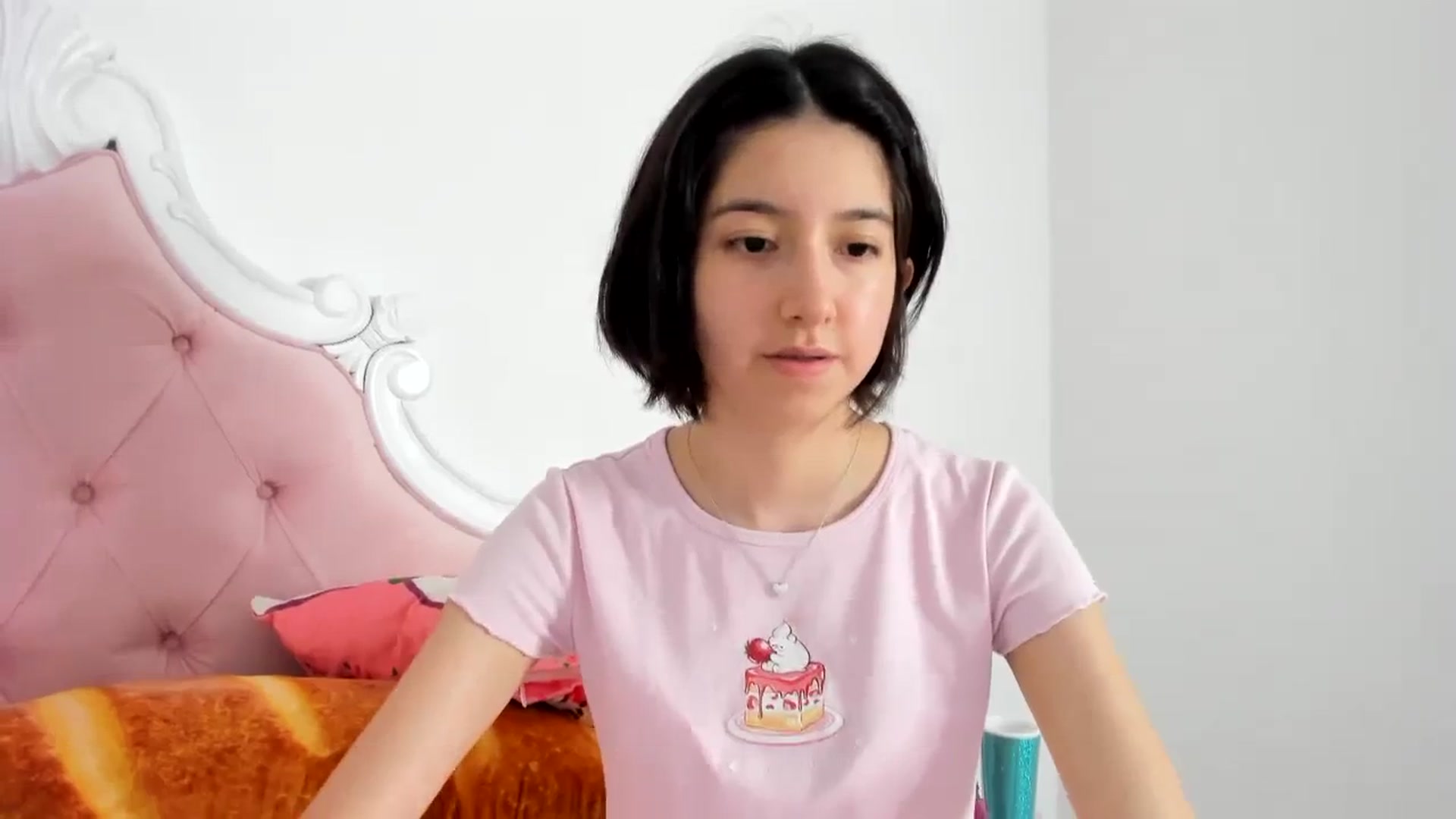 Gallery image thumbnail from Cherrycute666's myfreecams stream on, 12/05/2023, 01:52 image 5 of 20