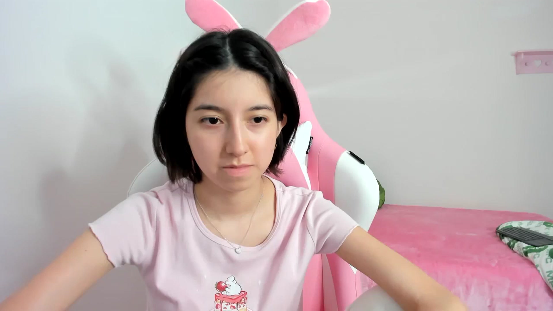 Gallery image thumbnail from Cherrycute666's myfreecams stream on, 12/05/2023, 03:31 image 5 of 20