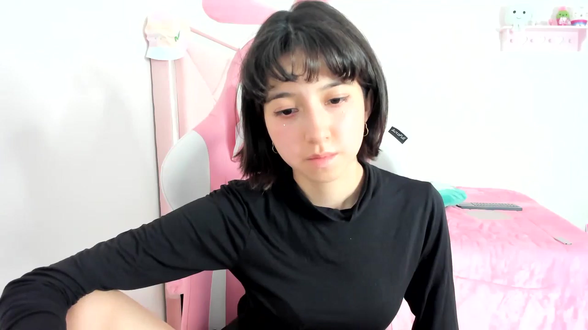 Gallery image thumbnail from Cherrycute666's myfreecams stream on, 12/07/2023, 05:55 image 6 of 20