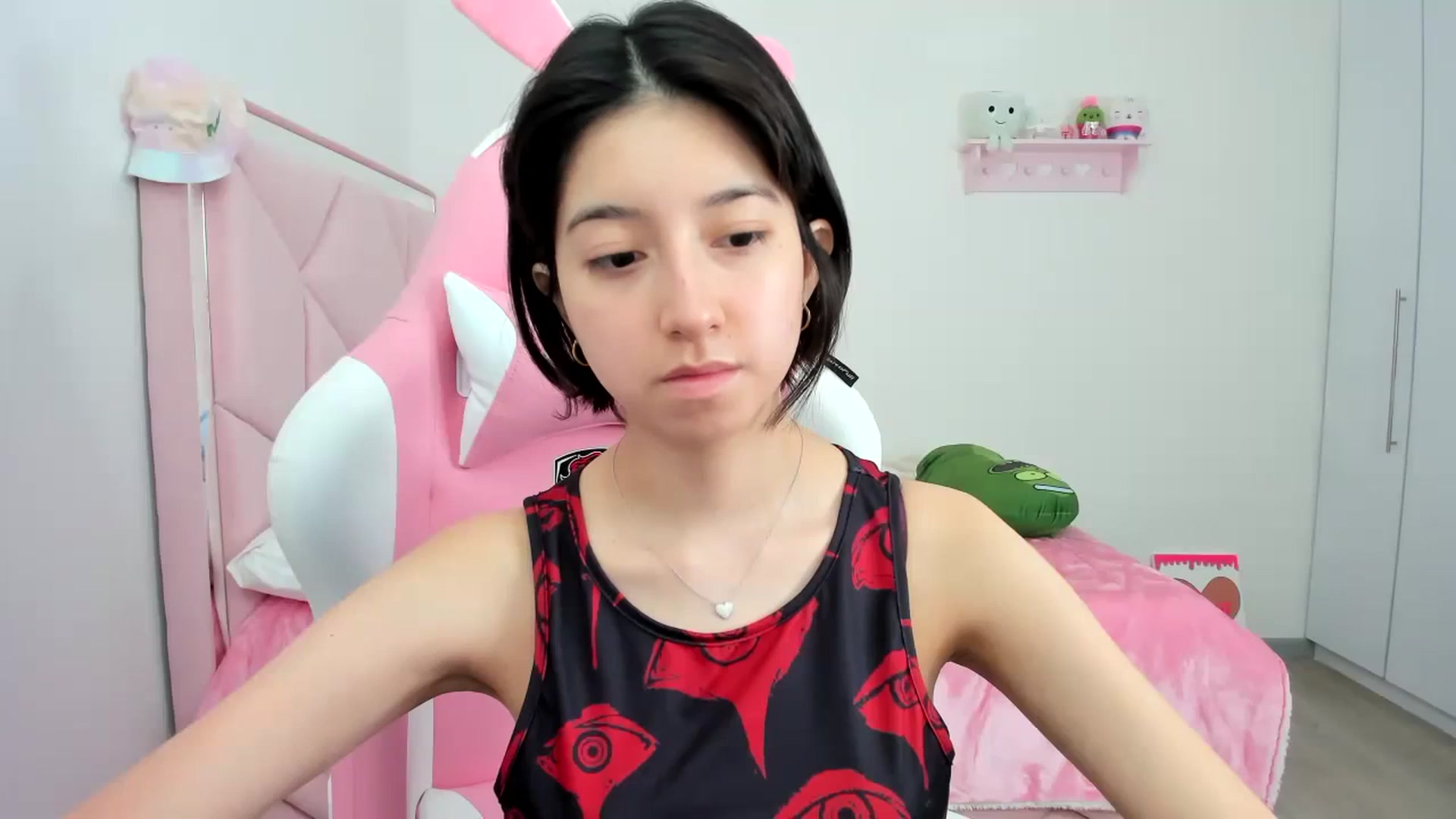 Gallery image thumbnail from Cherrycute666's myfreecams stream on, 12/08/2023, 21:49 image 19 of 20
