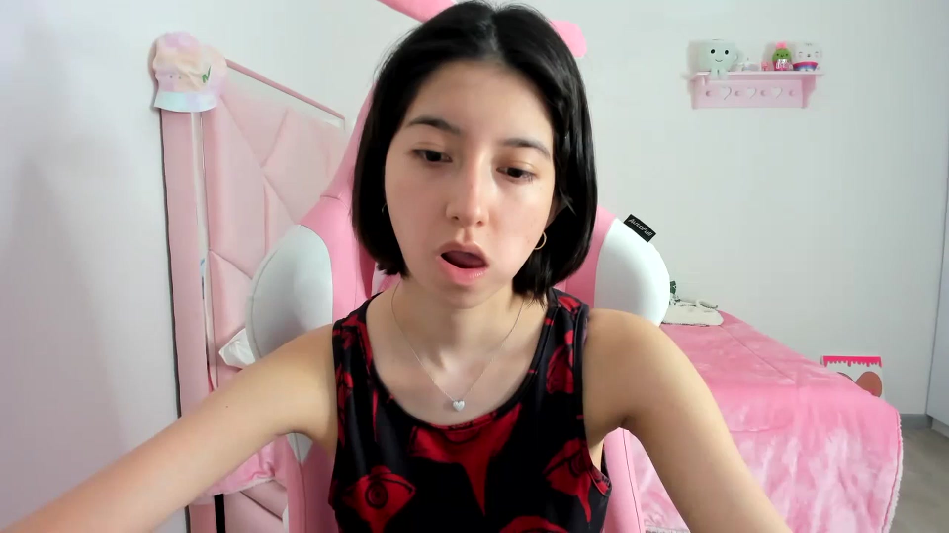 Gallery image thumbnail from Cherrycute666's myfreecams stream on, 12/09/2023, 01:33 image 4 of 20
