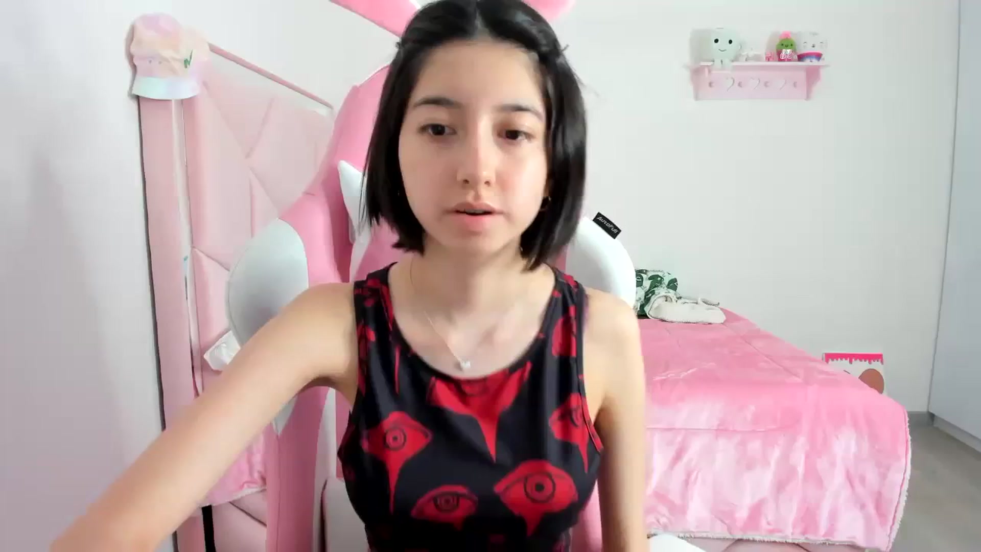 Gallery image thumbnail from Cherrycute666's myfreecams stream on, 12/09/2023, 01:33 image 18 of 20