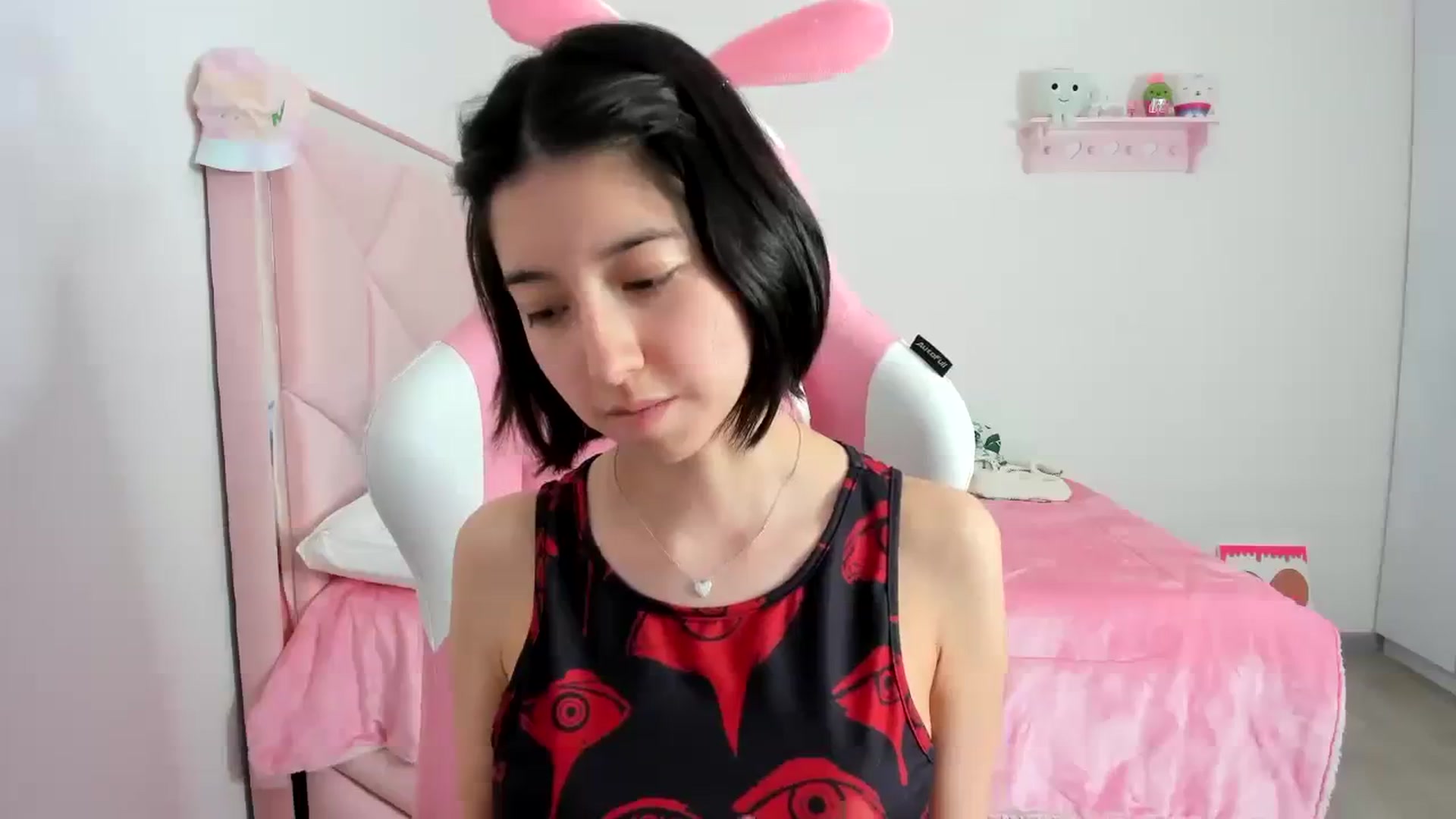 Gallery image thumbnail from Cherrycute666's myfreecams stream on, 12/09/2023, 03:22 image 9 of 20