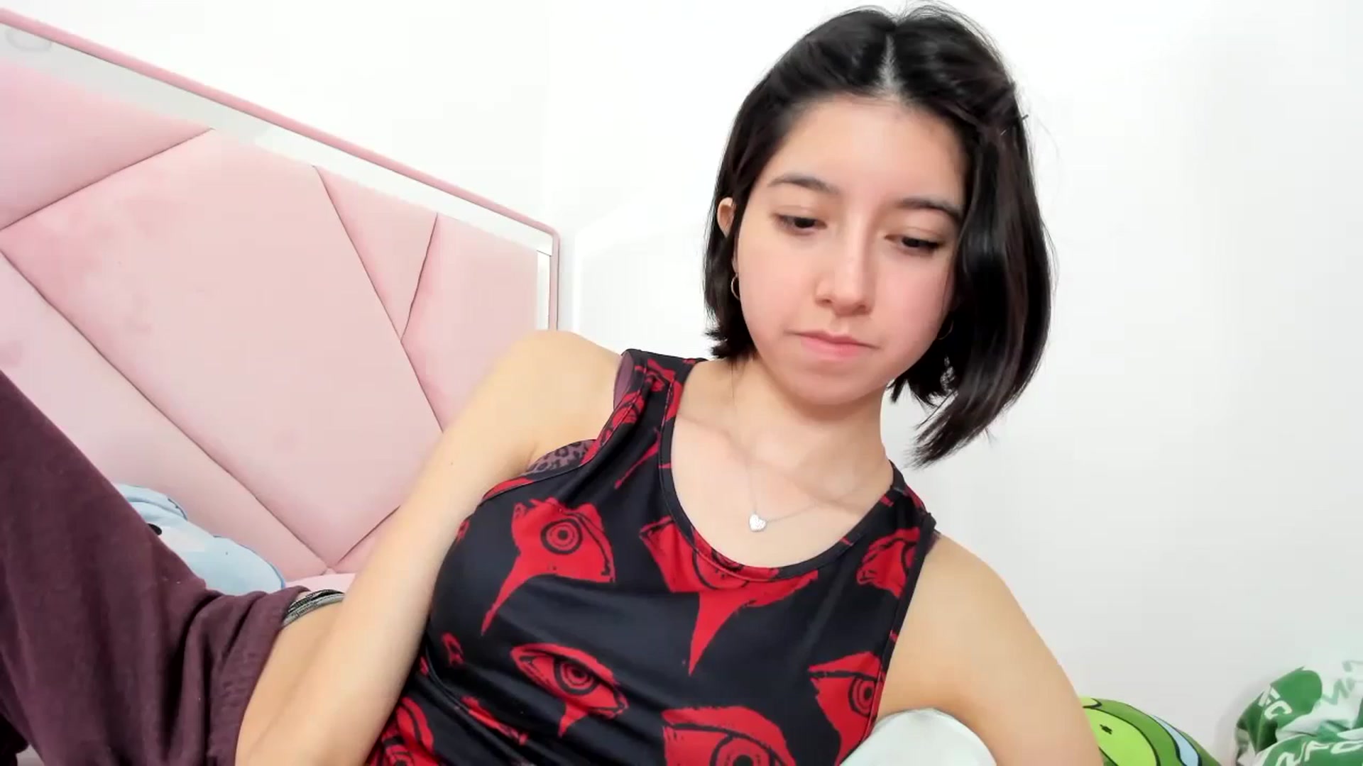 Gallery image thumbnail from Cherrycute666's myfreecams stream on, 12/09/2023, 06:38 image 7 of 20