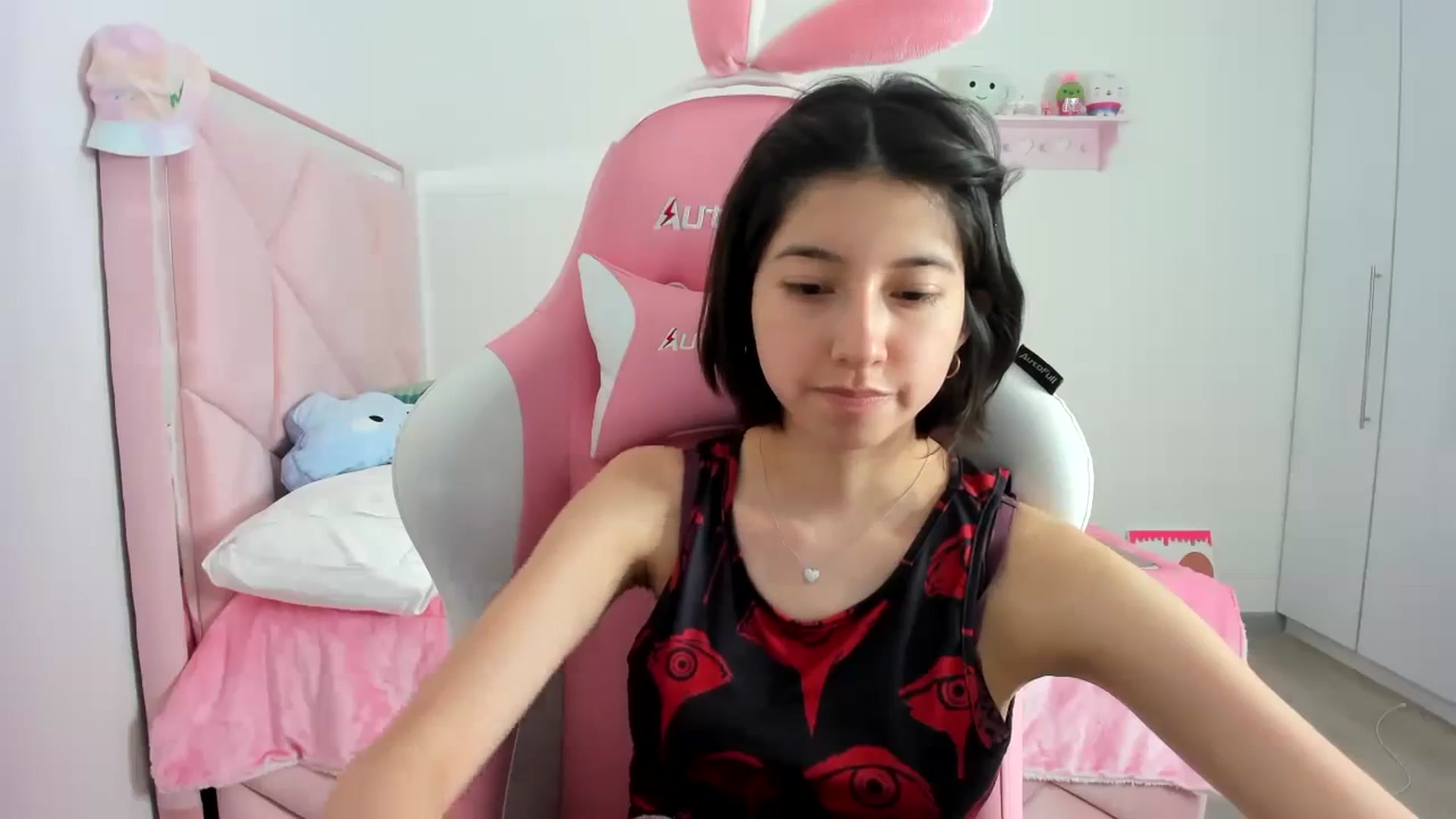 Gallery image thumbnail from Cherrycute666's myfreecams stream on, 12/09/2023, 12:40 image 9 of 20
