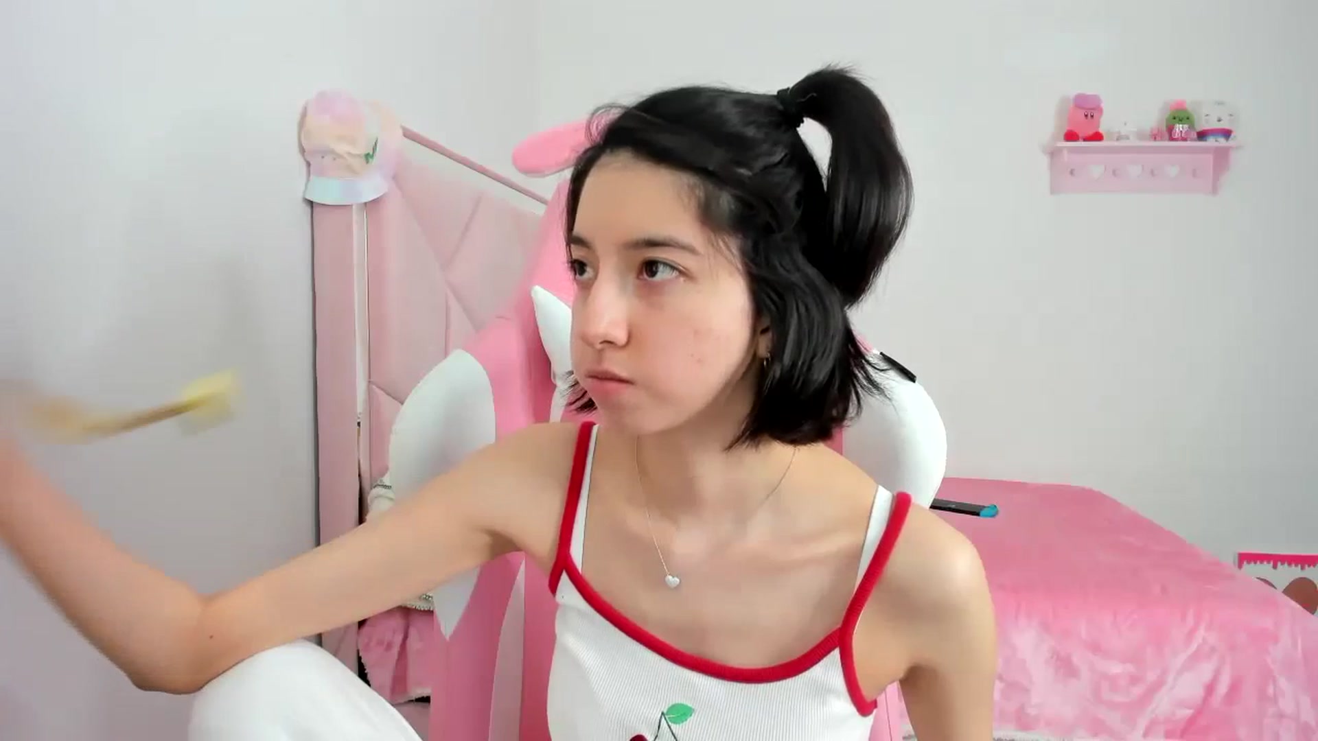 Gallery image thumbnail from Cherrycute666's myfreecams stream on, 12/12/2023, 21:51 image 14 of 20