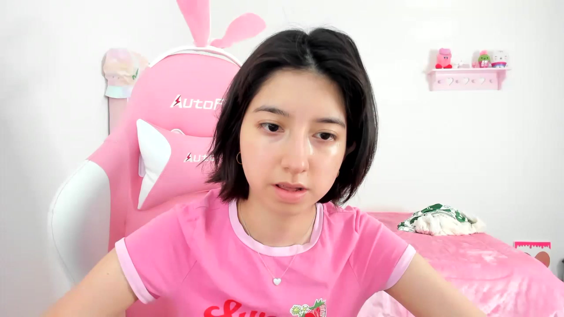 Gallery image thumbnail from Cherrycute666's myfreecams stream on, 12/14/2023, 24:28 image 2 of 20