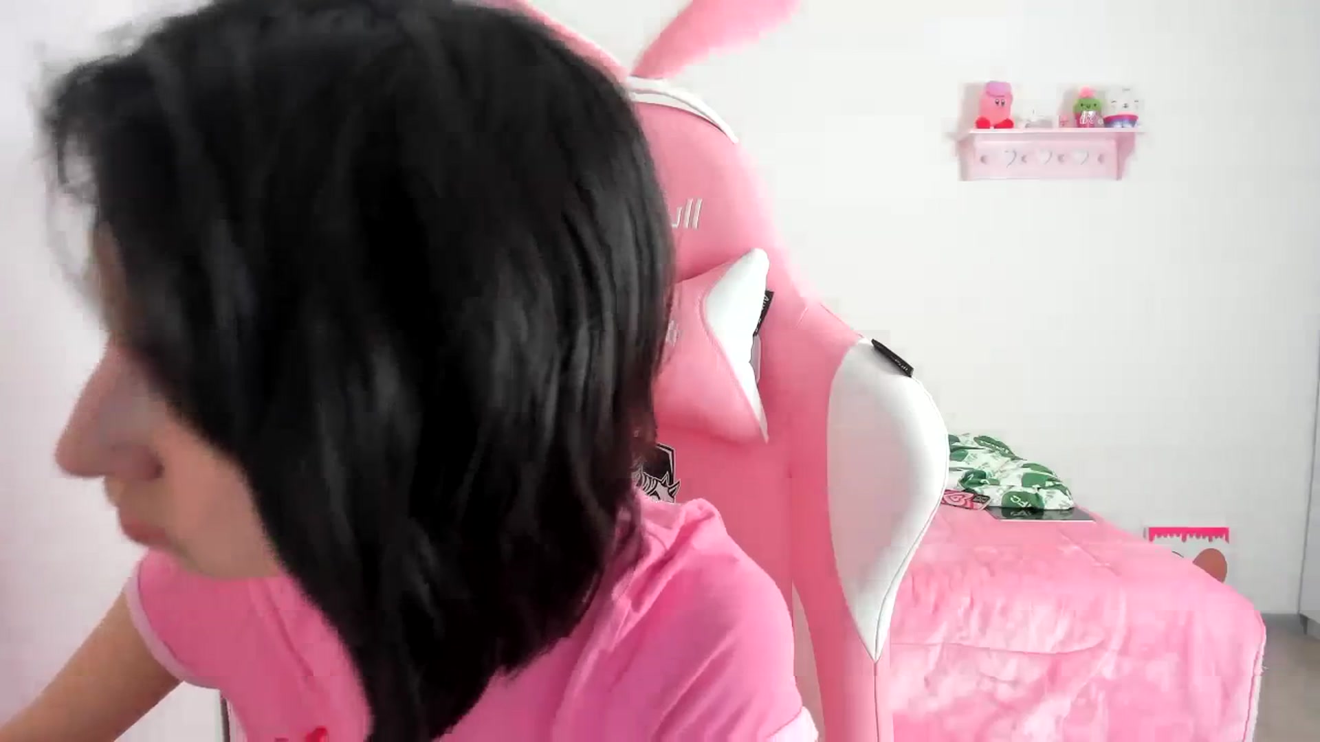 Gallery image thumbnail from Cherrycute666's myfreecams stream on, 12/14/2023, 09:15 image 13 of 20
