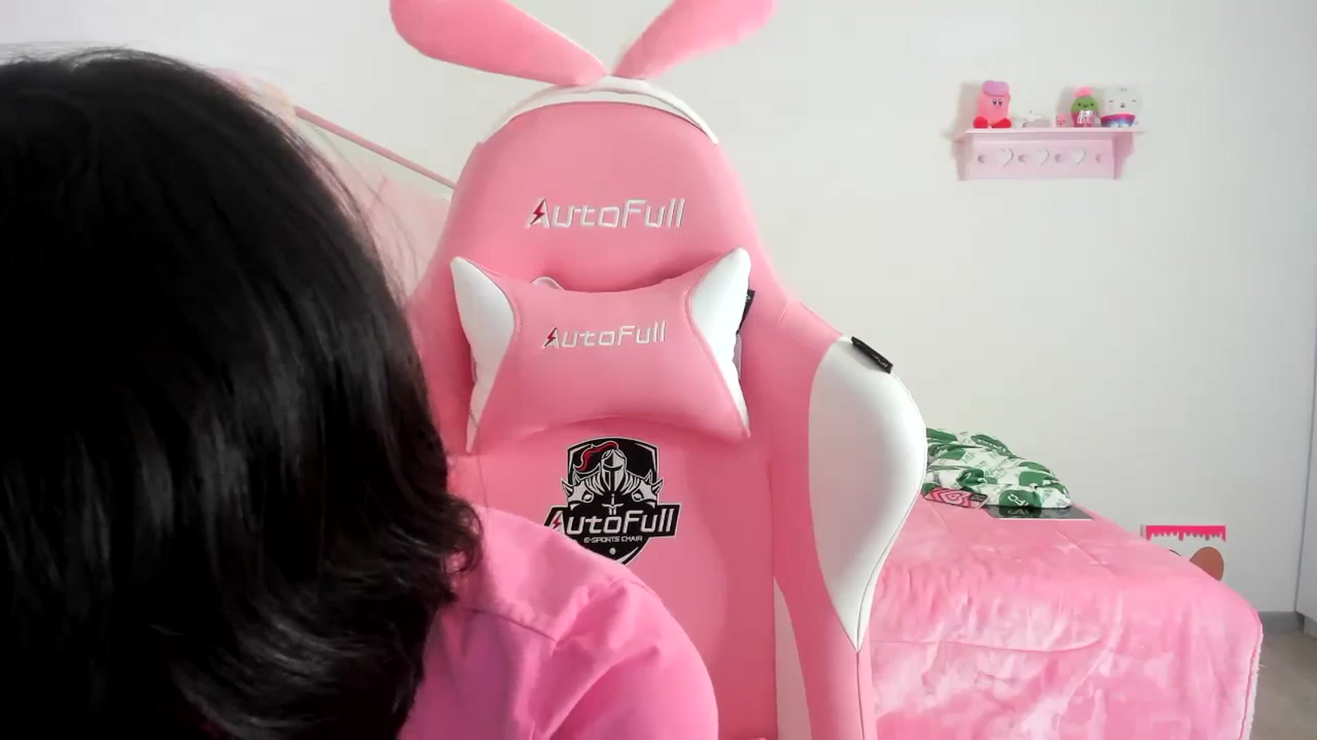 Gallery image thumbnail from Cherrycute666's myfreecams stream on, 12/14/2023, 09:15 image 18 of 20