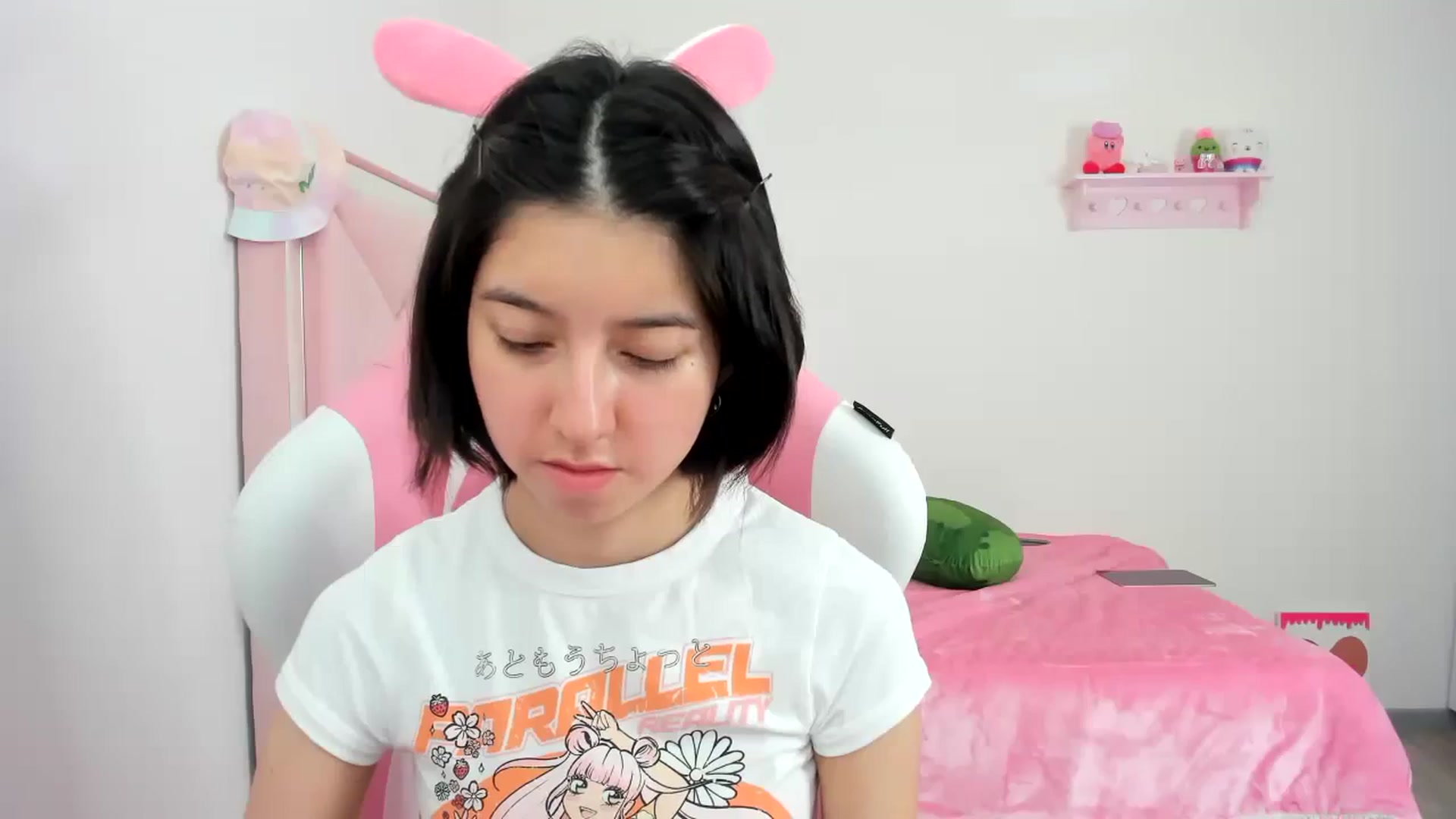 Gallery image thumbnail from Cherrycute666's myfreecams stream on, 12/14/2023, 22:10 image 5 of 20