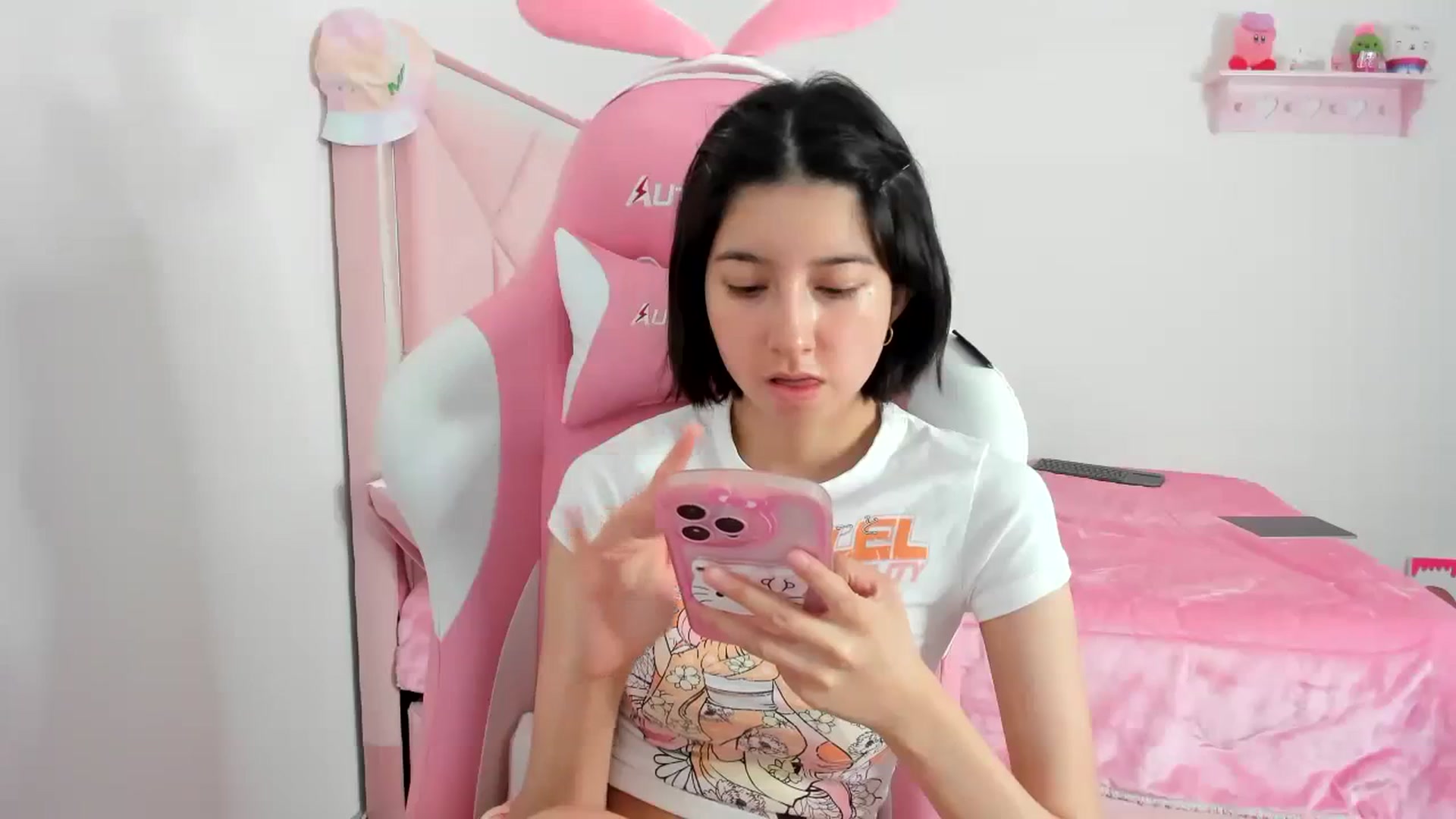 Gallery image thumbnail from Cherrycute666's myfreecams stream on, 12/14/2023, 23:28 image 18 of 20
