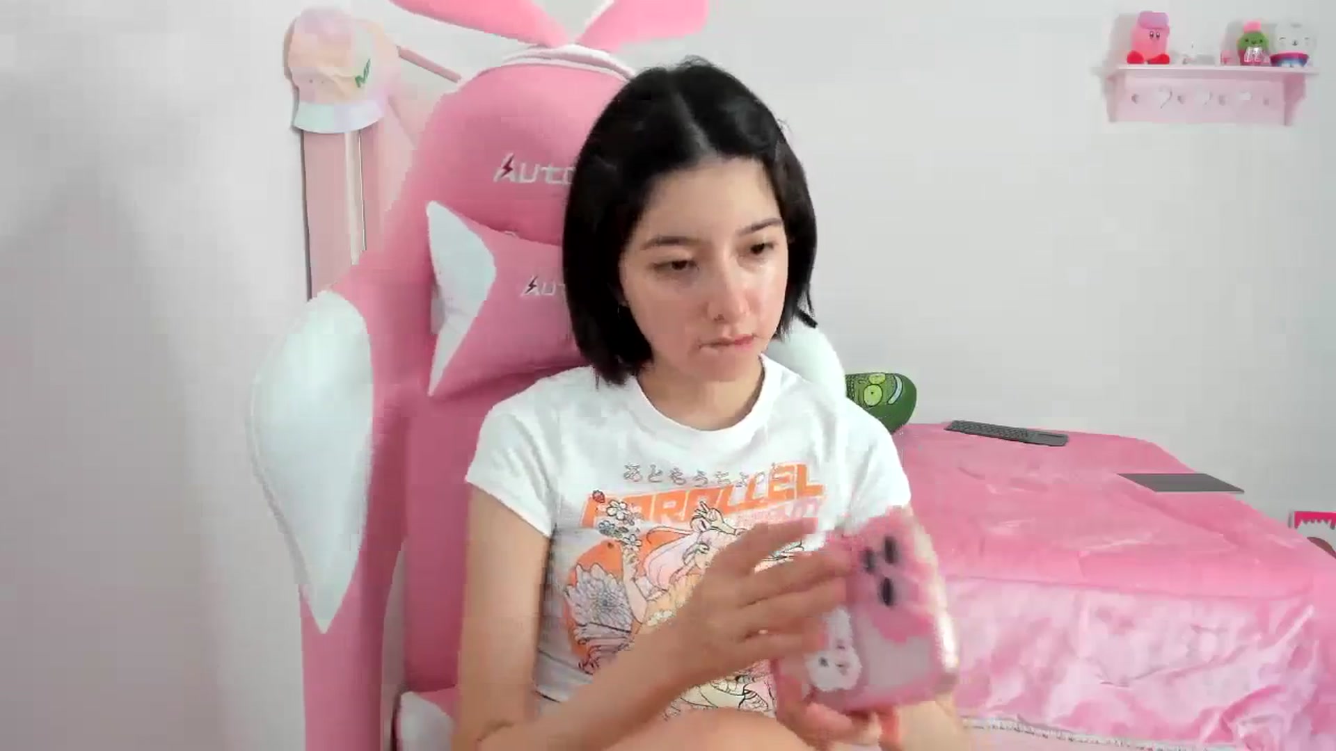 Gallery image thumbnail from Cherrycute666's myfreecams stream on, 12/14/2023, 23:28 image 15 of 20