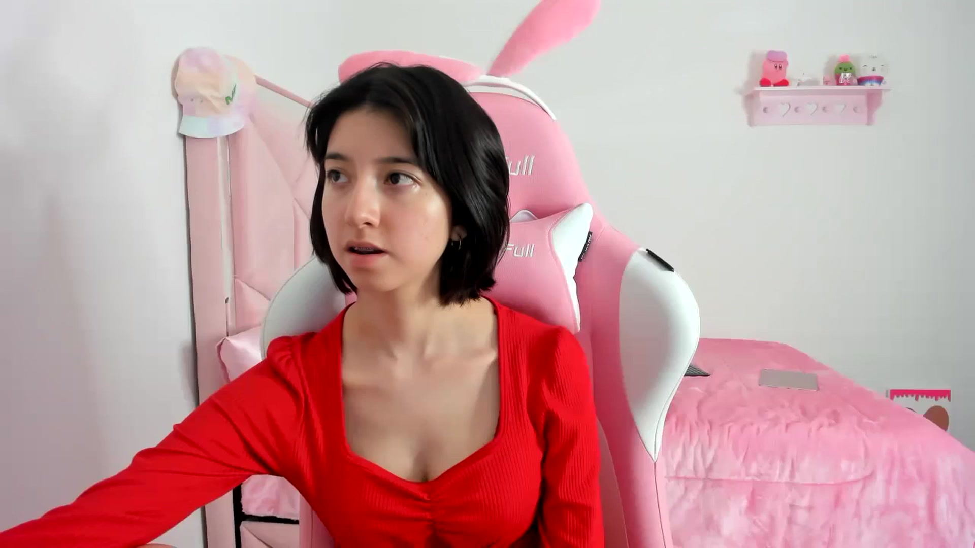 Gallery image thumbnail from Cherrycute666's myfreecams stream on, 12/16/2023, 24:30 image 8 of 20