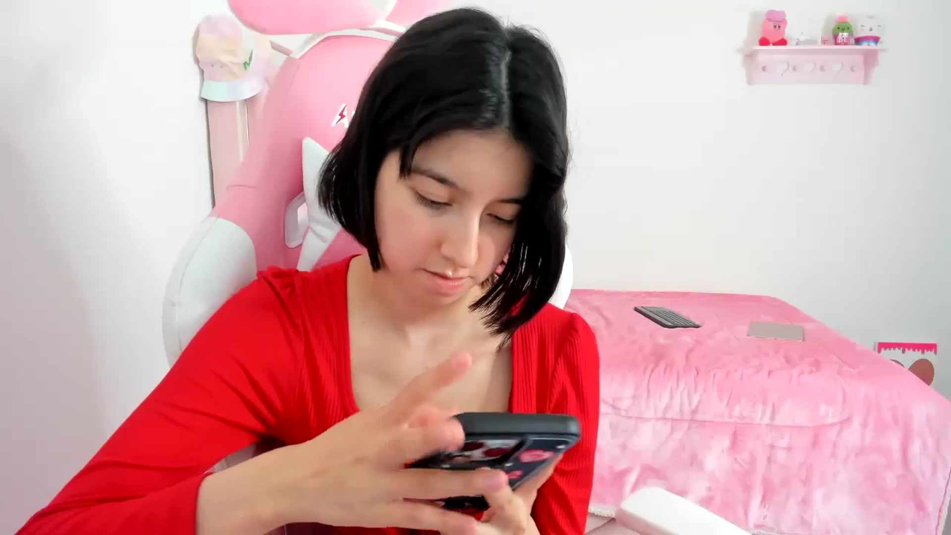 Gallery image thumbnail from Cherrycute666's myfreecams stream on, 12/16/2023, 24:30 image 4 of 20