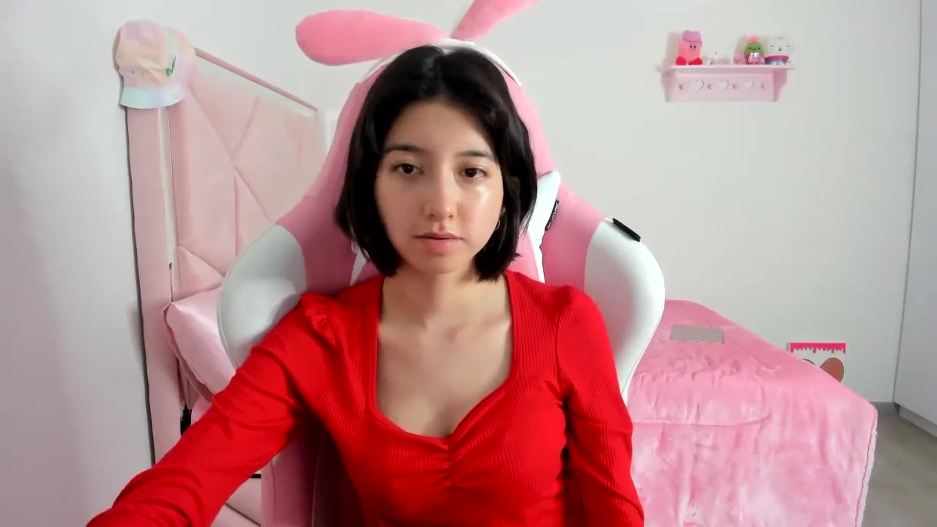 Gallery image thumbnail from Cherrycute666's myfreecams stream on, 12/16/2023, 24:30 image 18 of 20
