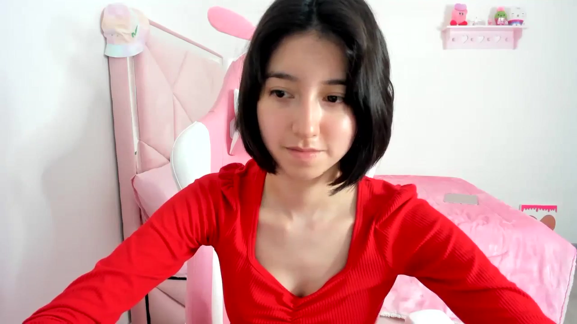 Gallery image thumbnail from Cherrycute666's myfreecams stream on, 12/16/2023, 24:45 image 18 of 20