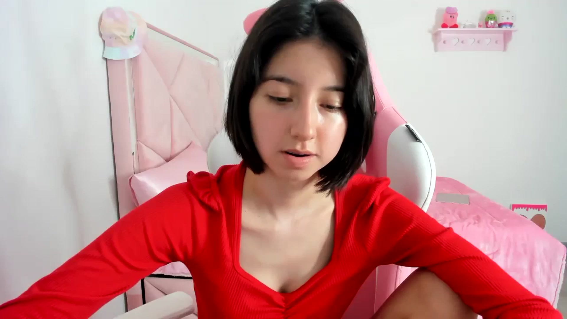 Gallery image thumbnail from Cherrycute666's myfreecams stream on, 12/16/2023, 24:45 image 11 of 20