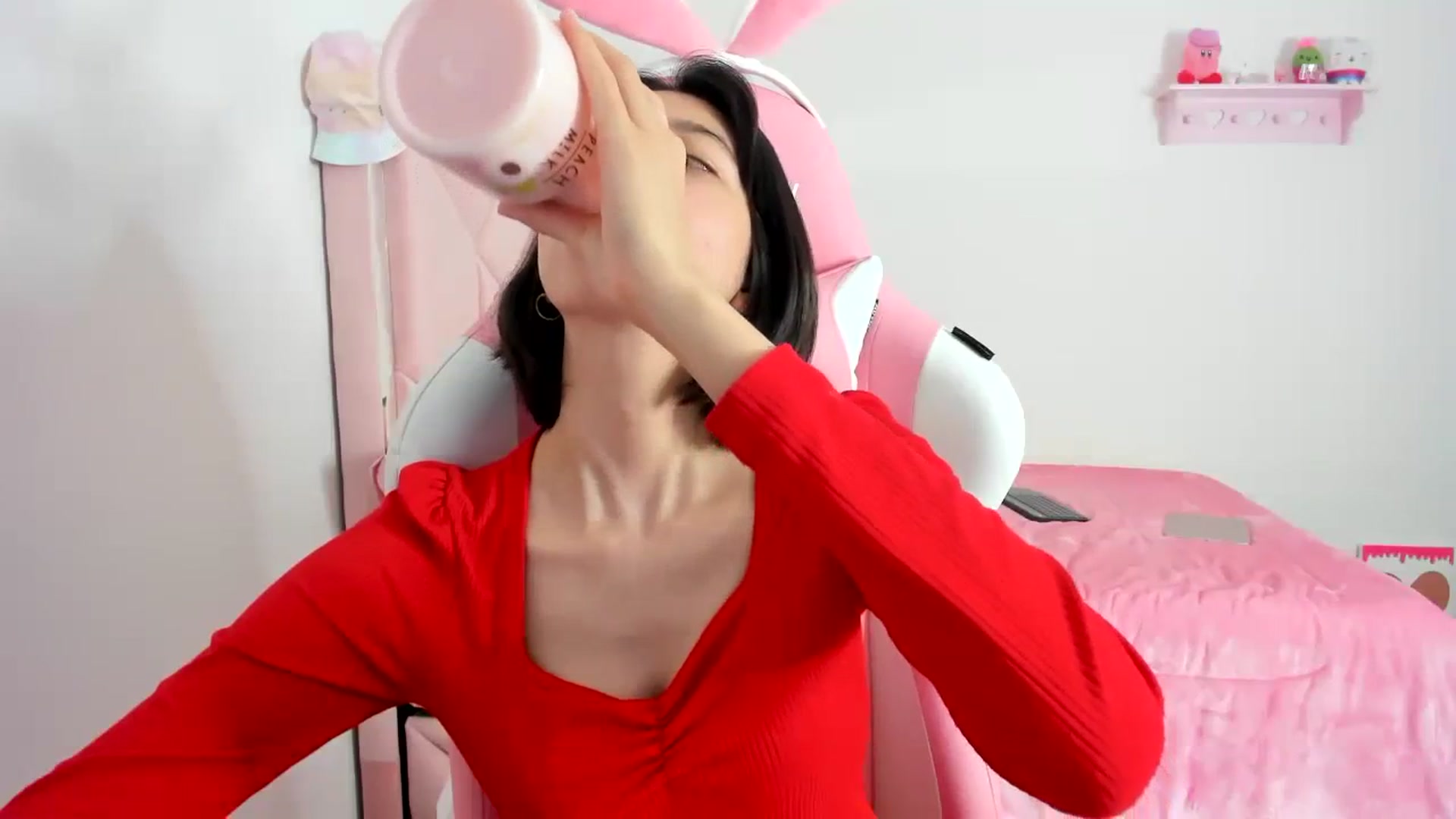 Gallery image thumbnail from Cherrycute666's myfreecams stream on, 12/16/2023, 01:48 image 11 of 20