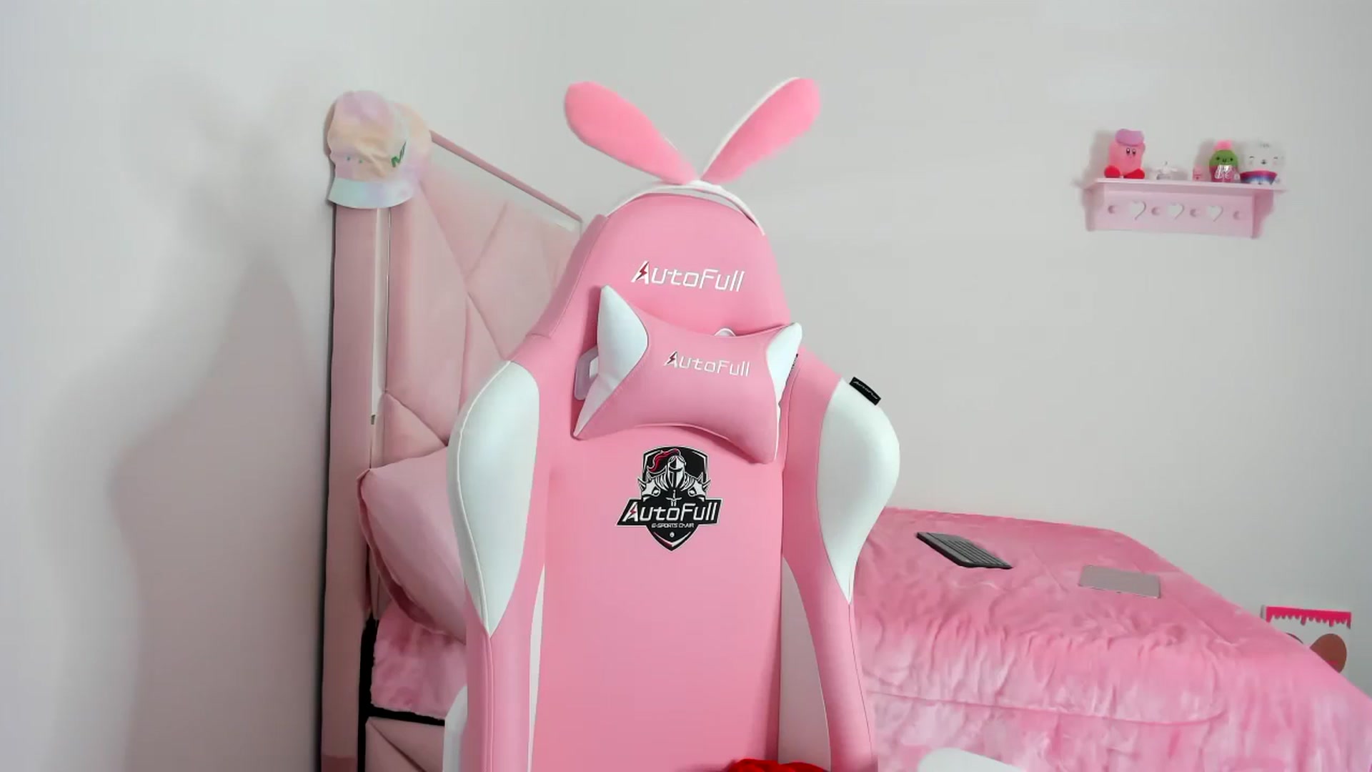 Gallery image thumbnail from Cherrycute666's myfreecams stream on, 12/16/2023, 05:38 image 2 of 20