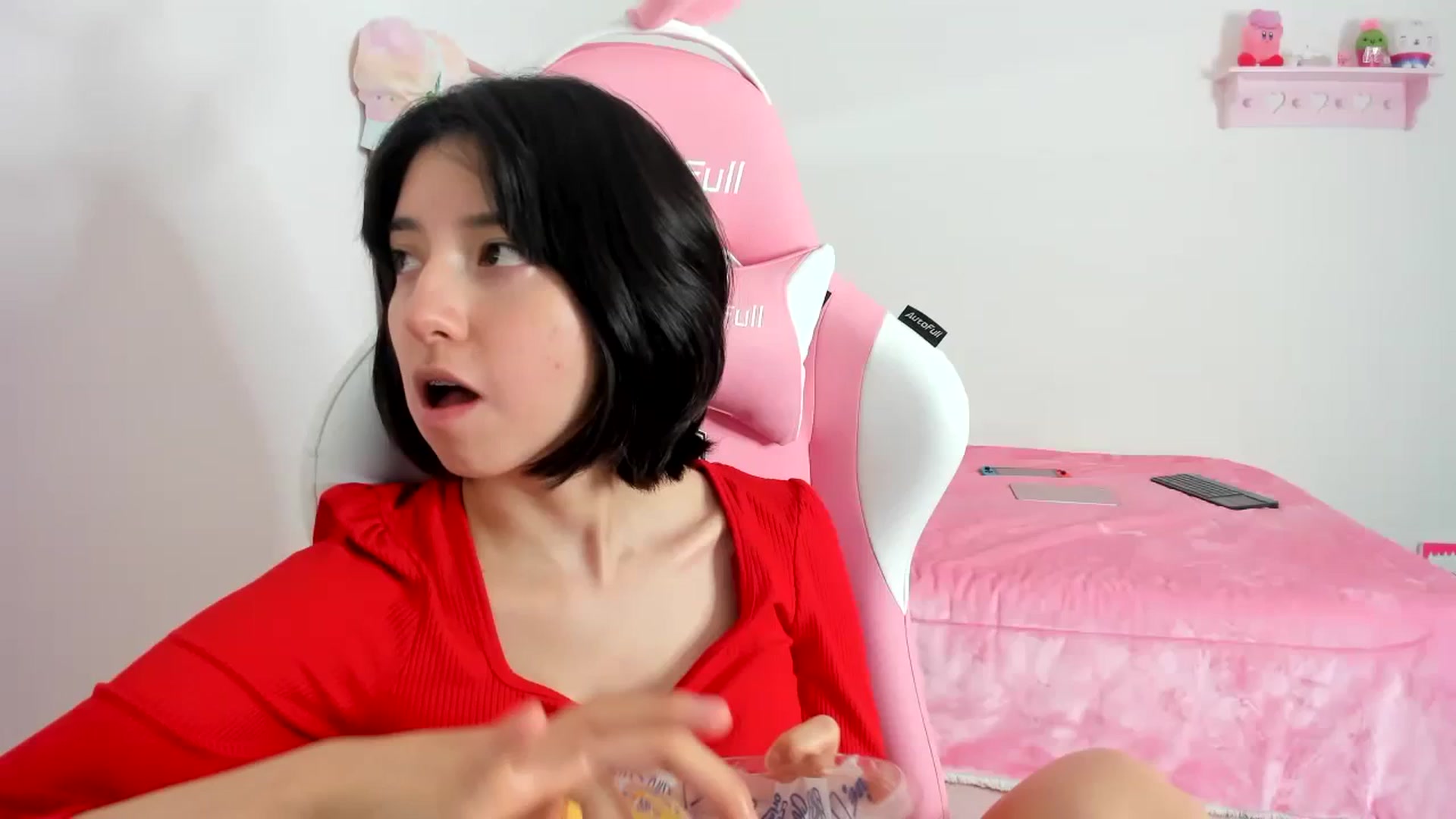 Gallery image thumbnail from Cherrycute666's myfreecams stream on, 12/16/2023, 06:59 image 7 of 20
