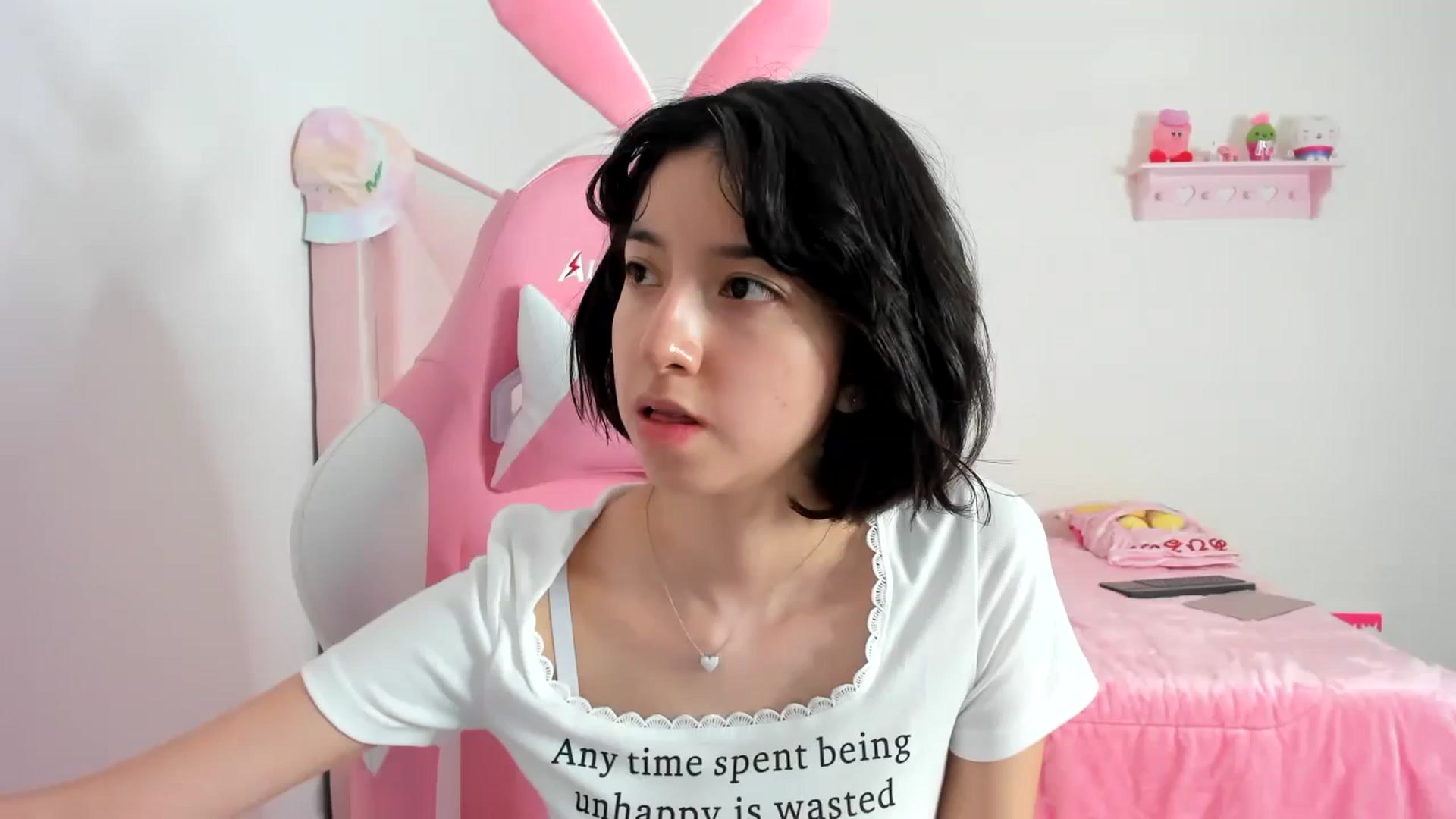 Gallery image thumbnail from Cherrycute666's myfreecams stream on, 12/19/2023, 10:49 image 4 of 20