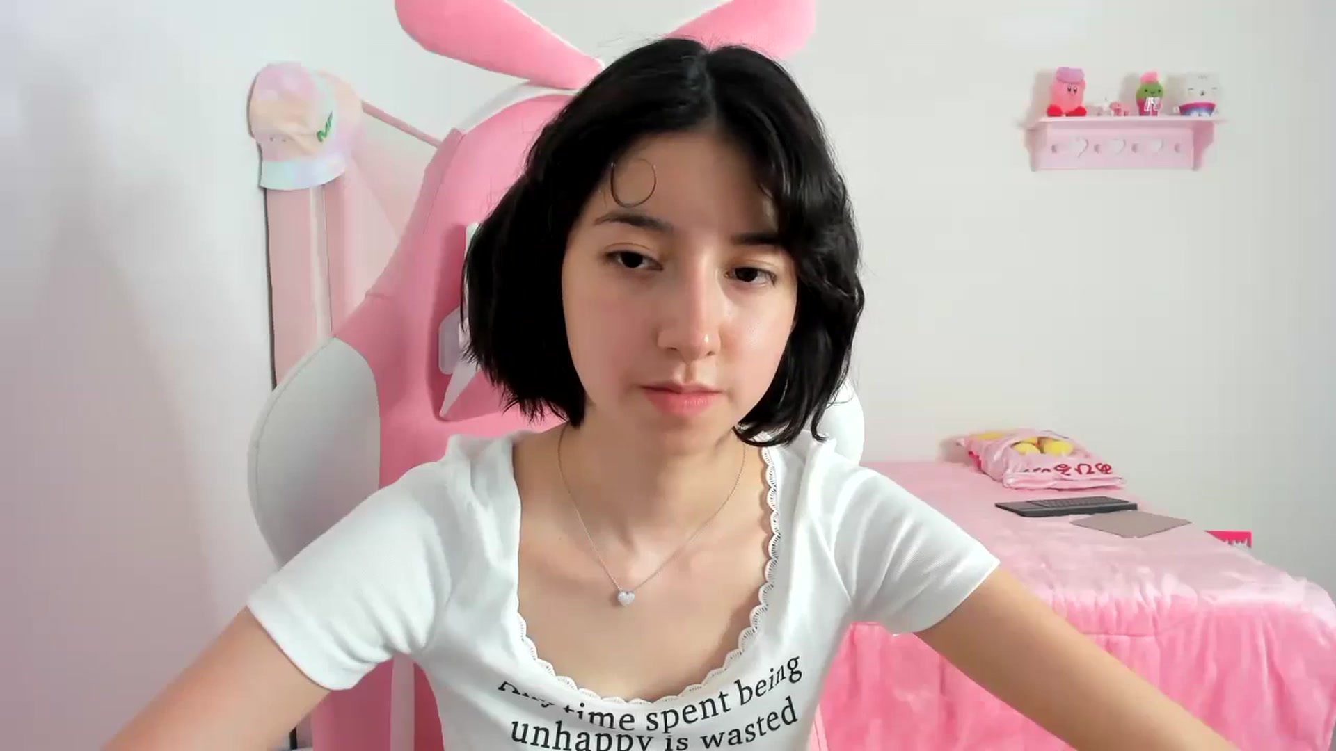 Gallery image thumbnail from Cherrycute666's myfreecams stream on, 12/19/2023, 10:49 image 5 of 20