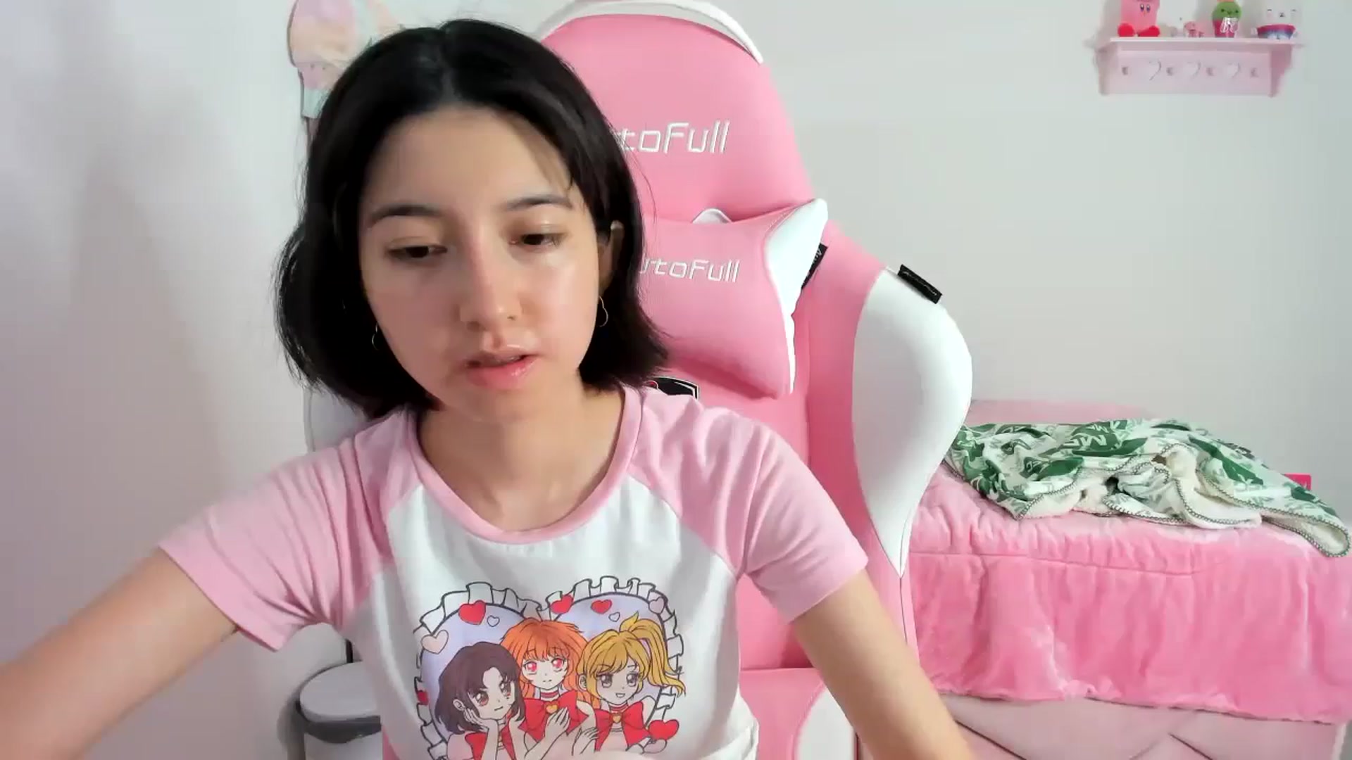 Gallery image thumbnail from Cherrycute666's myfreecams stream on, 12/19/2023, 11:12 image 5 of 20