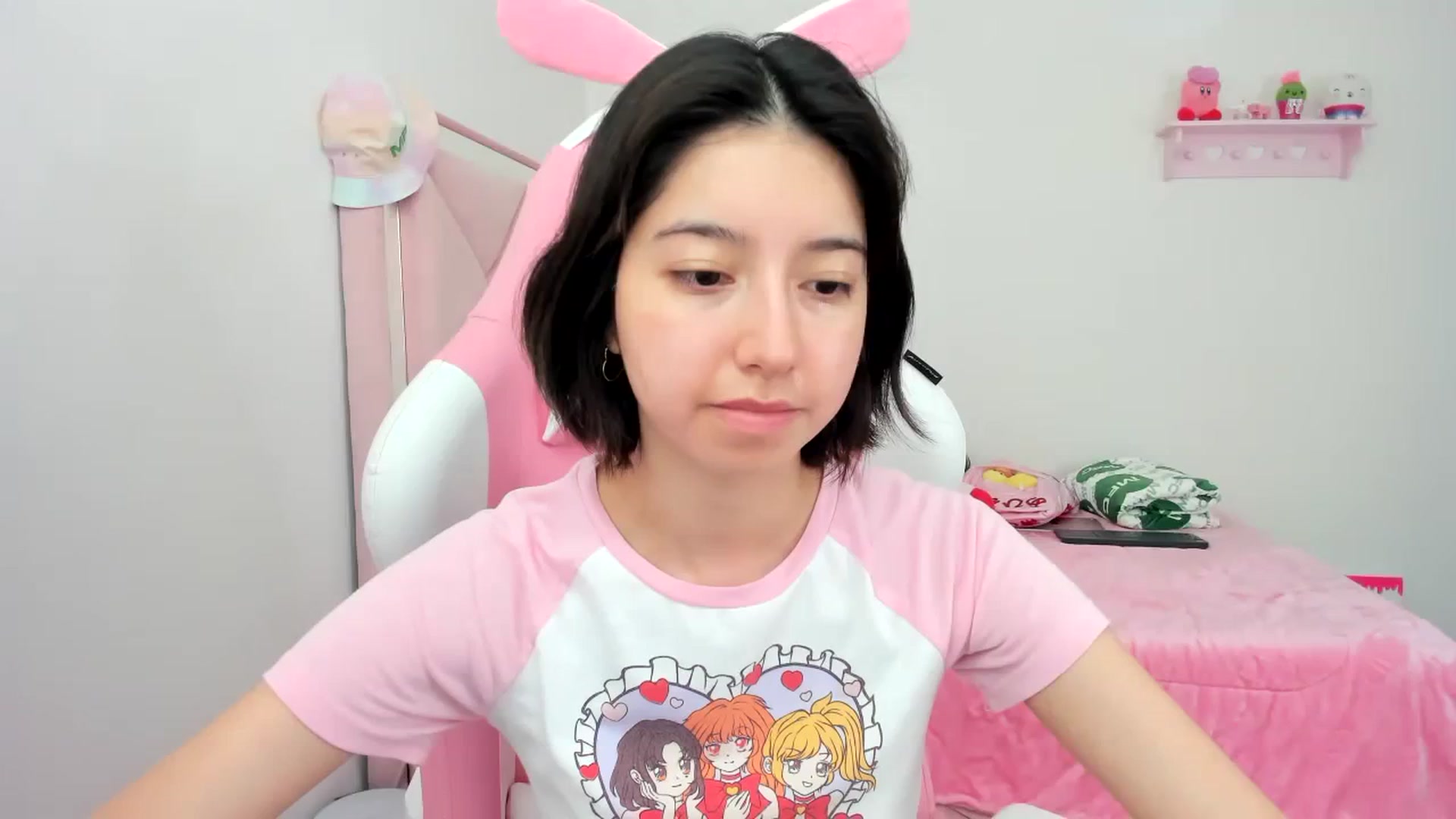 Gallery image thumbnail from Cherrycute666's myfreecams stream on, 12/19/2023, 22:07 image 12 of 20