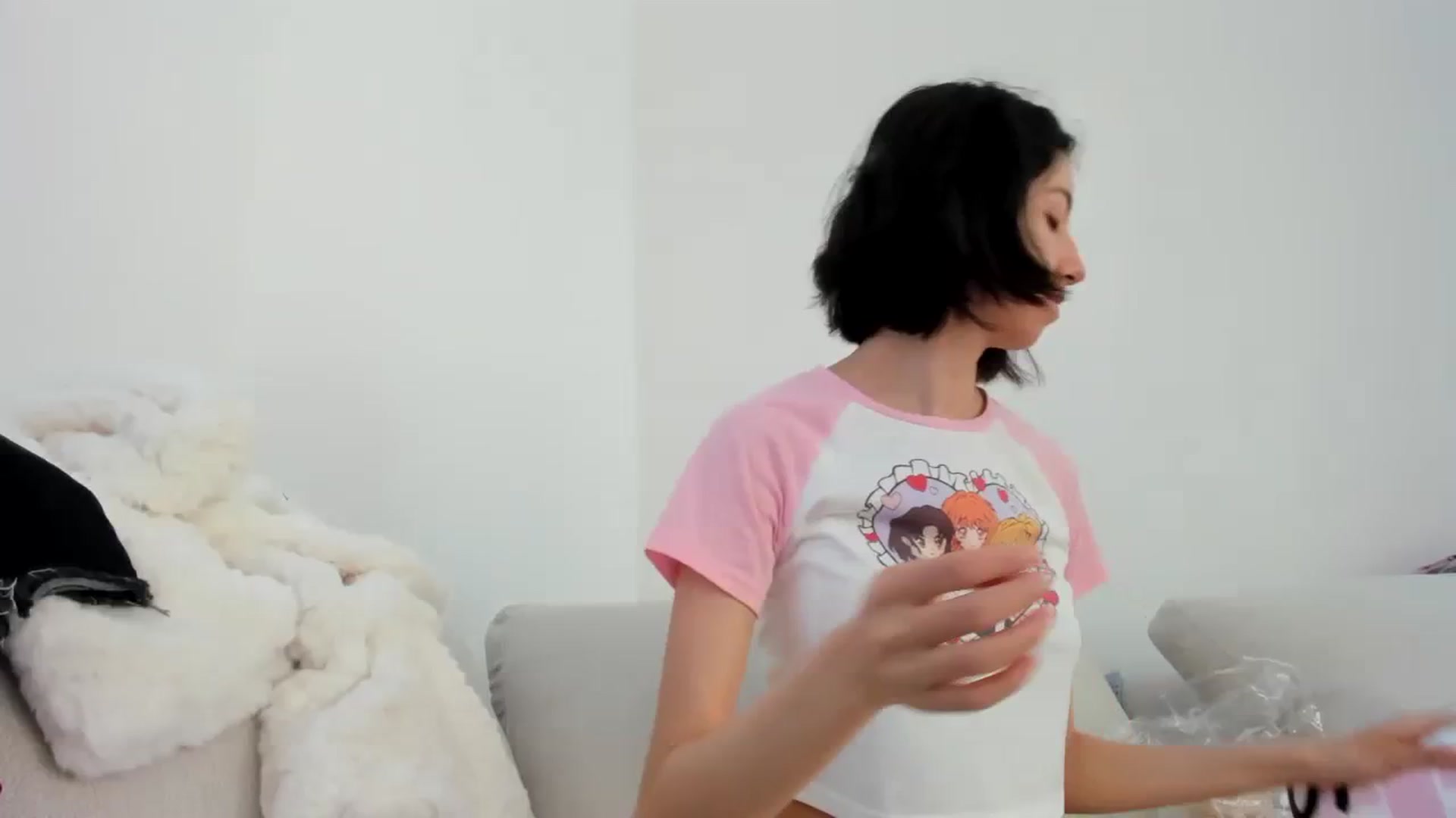 Gallery image thumbnail from Cherrycute666's myfreecams stream on, 12/19/2023, 23:37 image 1 of 20