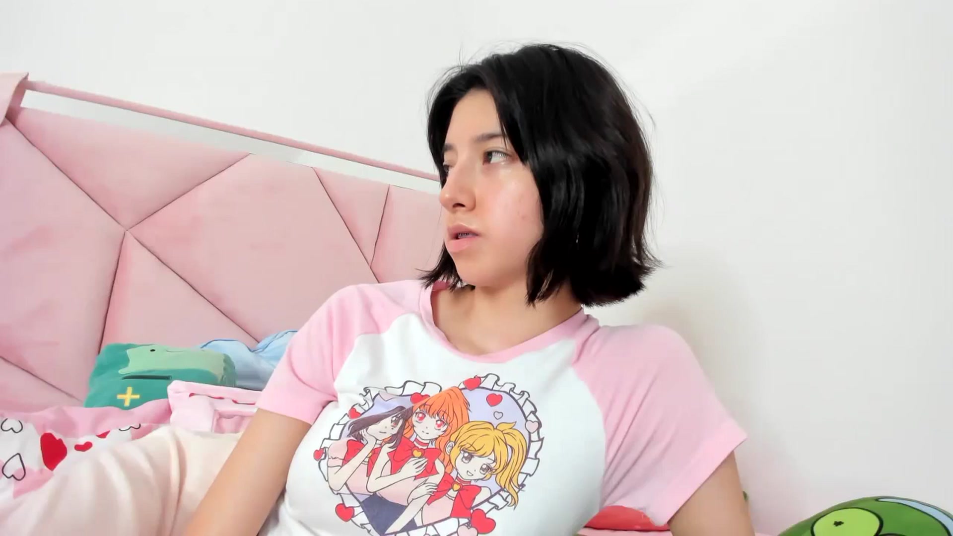 Gallery image thumbnail from Cherrycute666's myfreecams stream on, 12/20/2023, 02:54 image 7 of 20
