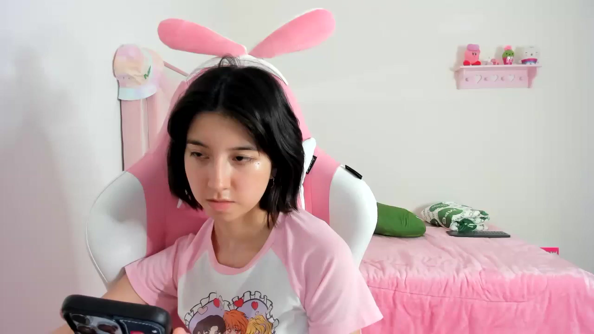 Gallery image thumbnail from Cherrycute666's myfreecams stream on, 12/20/2023, 06:47 image 8 of 20