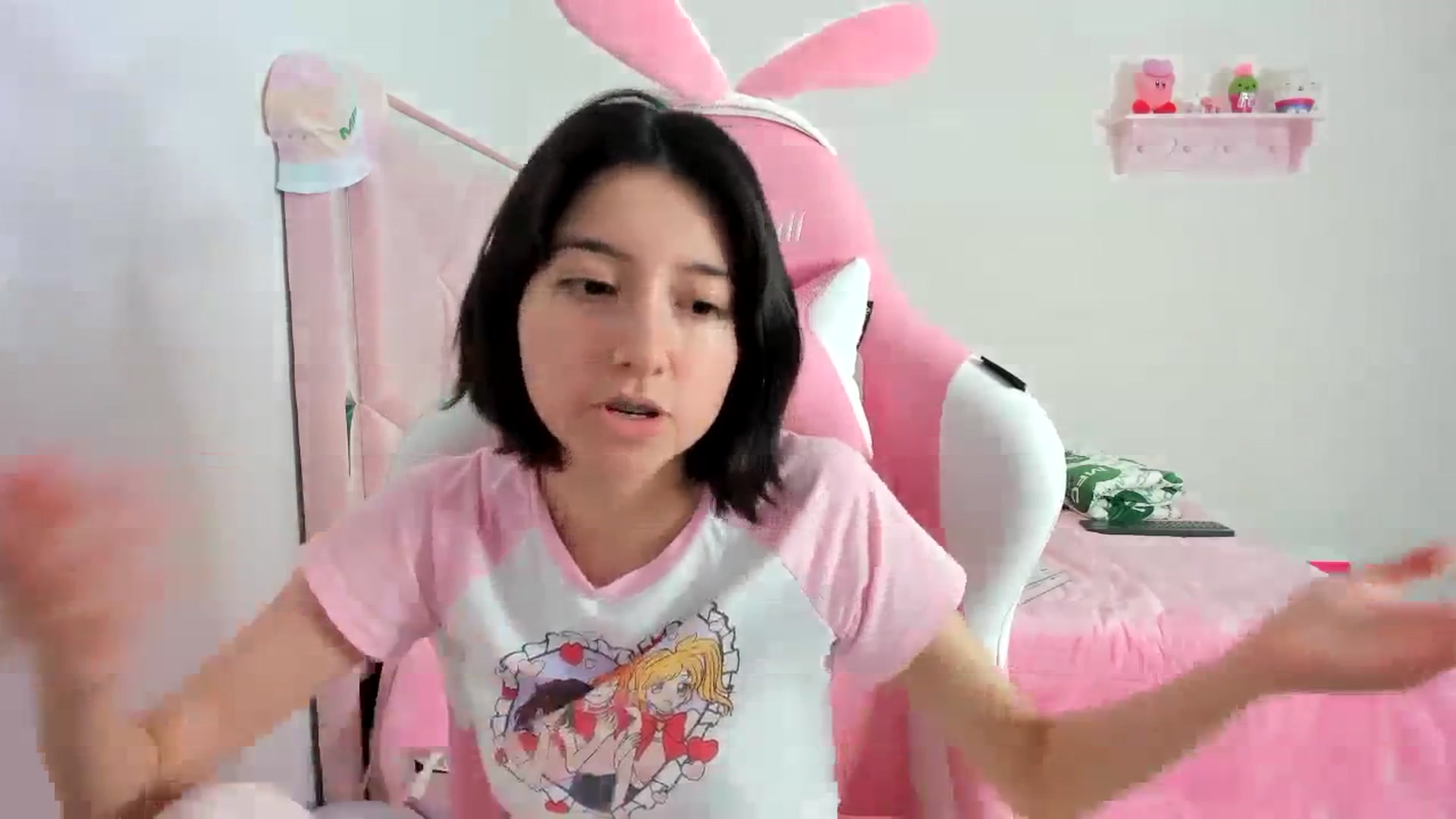 Gallery image thumbnail from Cherrycute666's myfreecams stream on, 12/20/2023, 09:06 image 14 of 20
