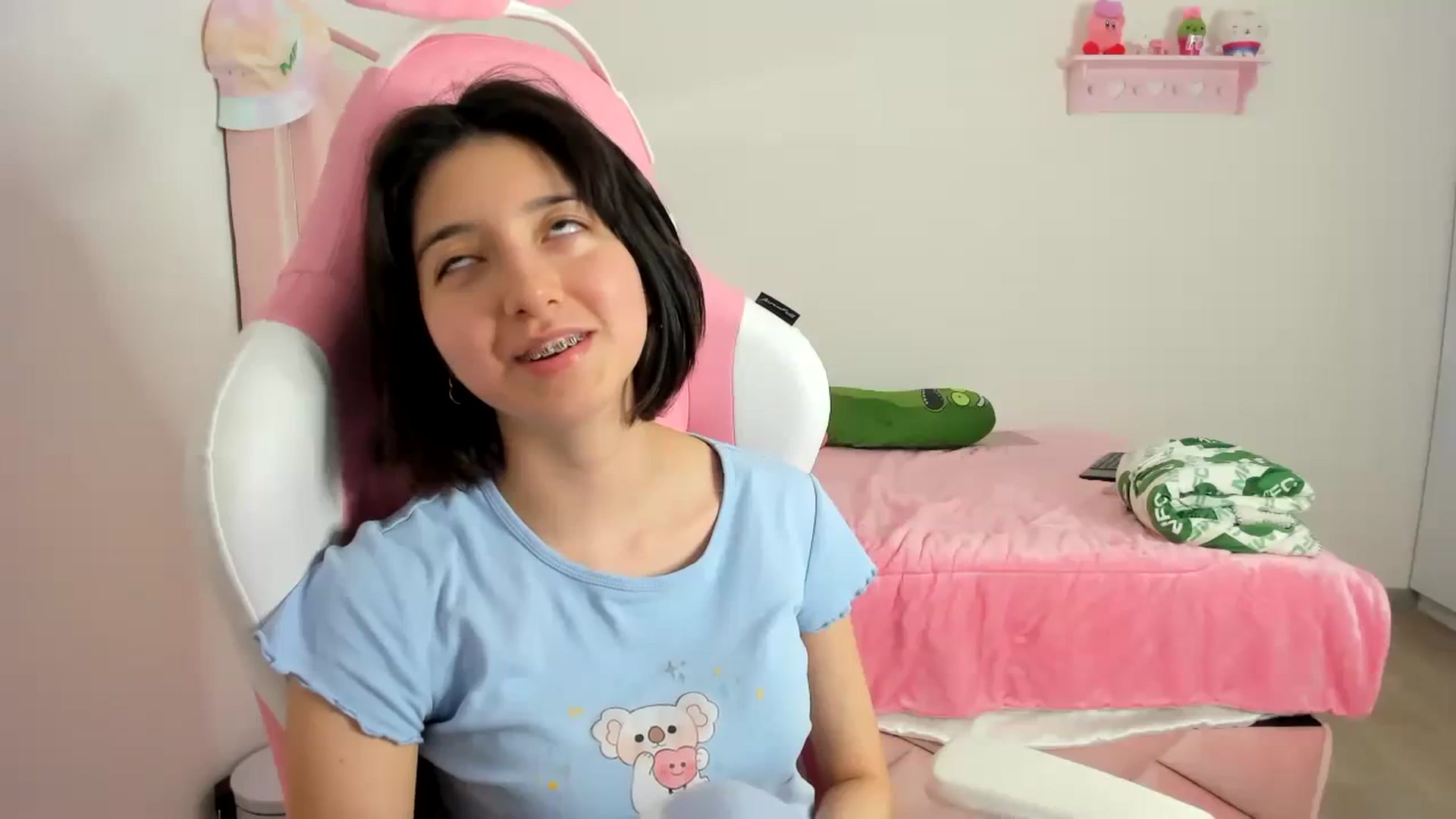 Gallery image thumbnail from Cherrycute666's myfreecams stream on, 12/22/2023, 08:42 image 20 of 20