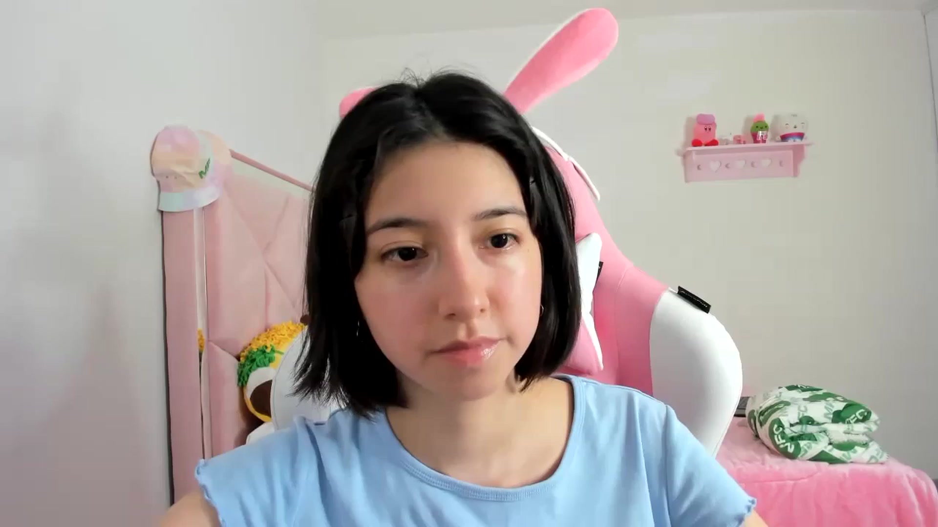 Gallery image thumbnail from Cherrycute666's myfreecams stream on, 12/22/2023, 08:42 image 16 of 20