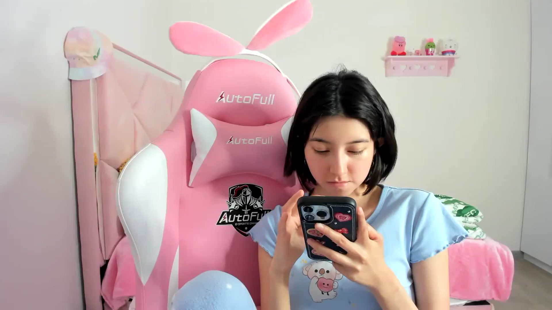 Gallery image thumbnail from Cherrycute666's myfreecams stream on, 12/22/2023, 08:42 image 8 of 20