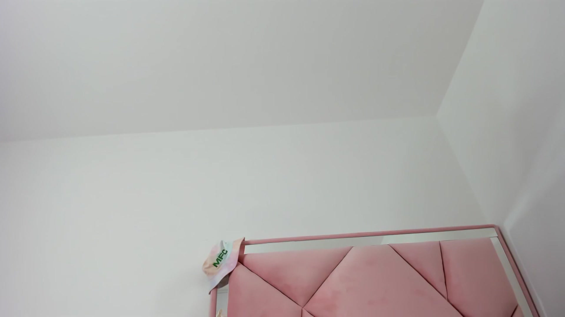 Gallery image thumbnail from Cherrycute666's myfreecams stream on, 12/22/2023, 09:34 image 20 of 20
