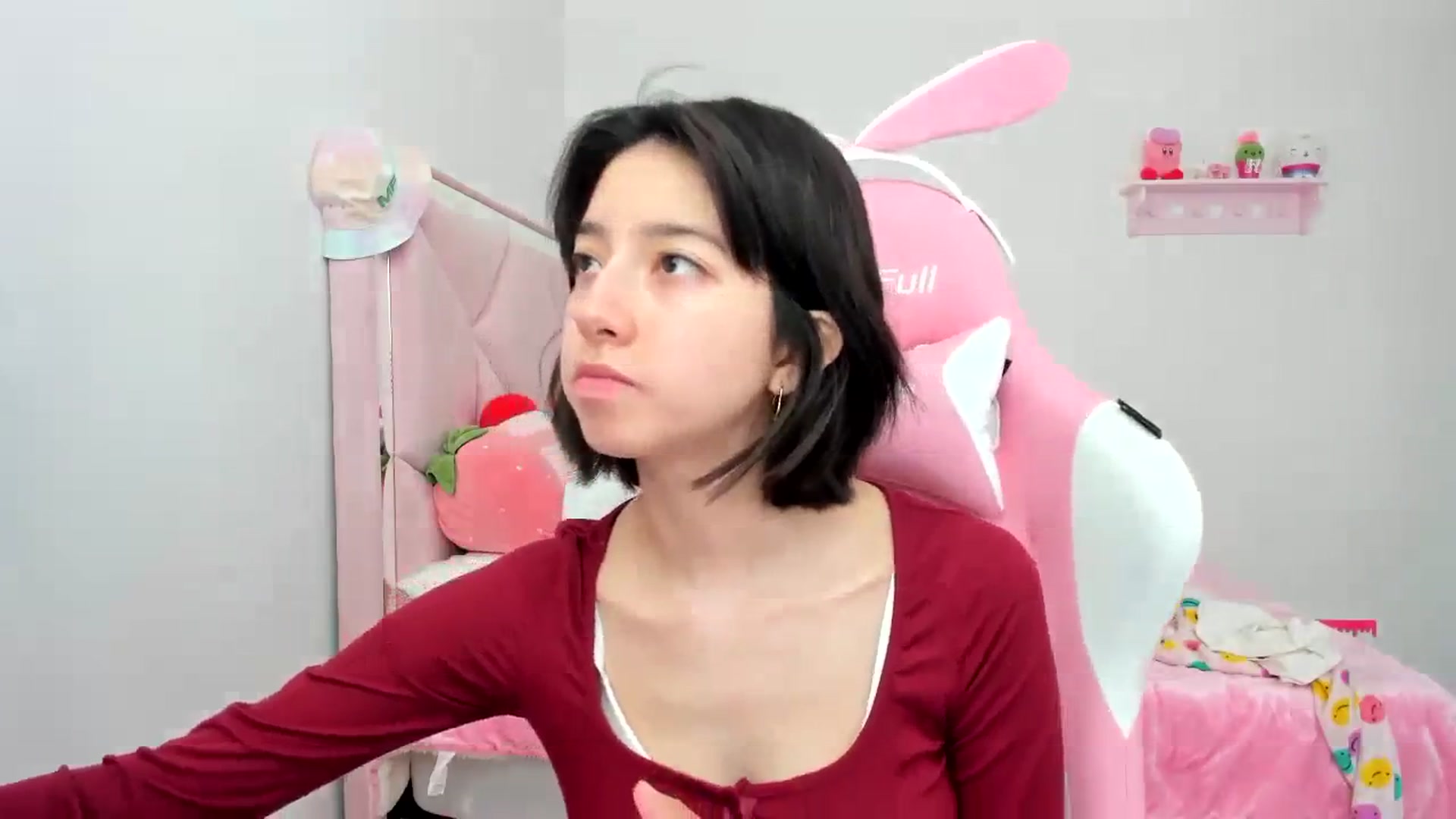 Gallery image thumbnail from Cherrycute666's myfreecams stream on, 12/22/2023, 21:19 image 19 of 20