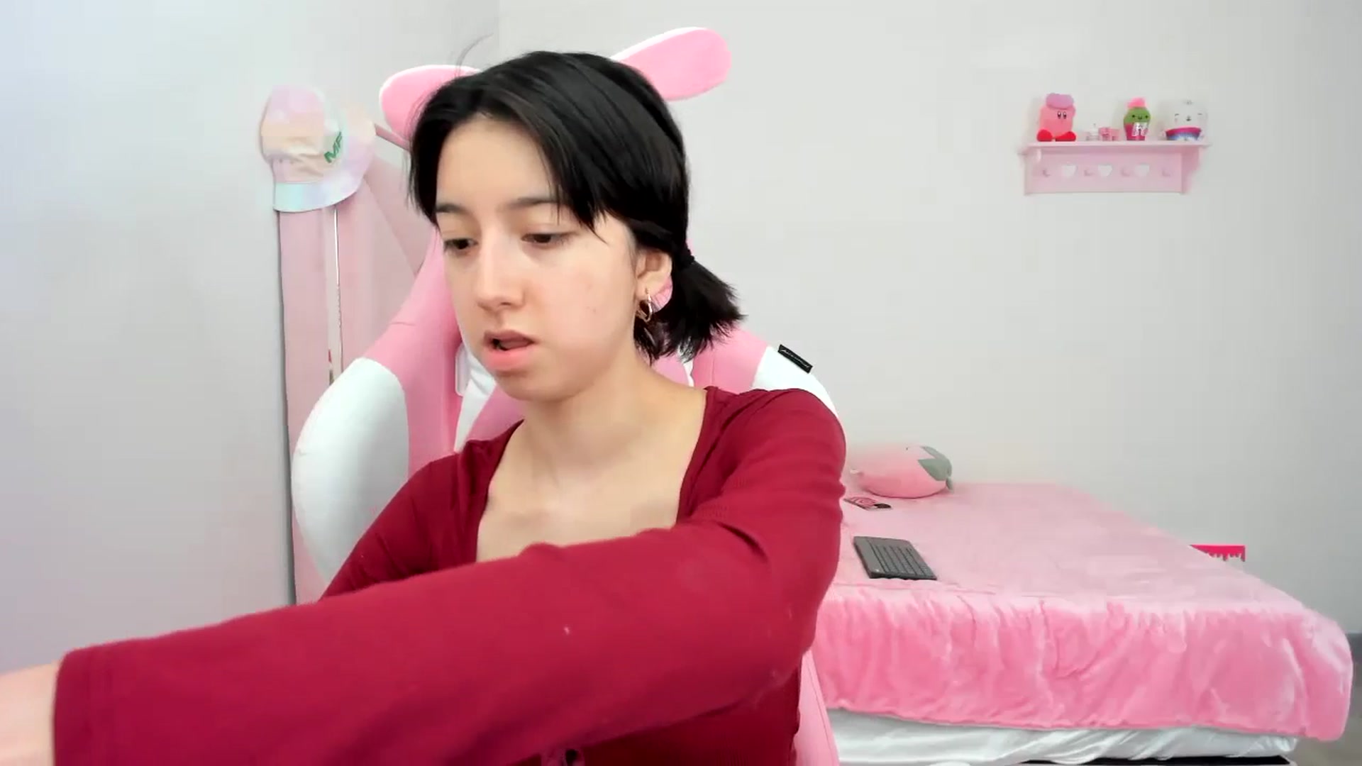 Gallery image thumbnail from Cherrycute666's myfreecams stream on, 12/22/2023, 22:24 image 13 of 20