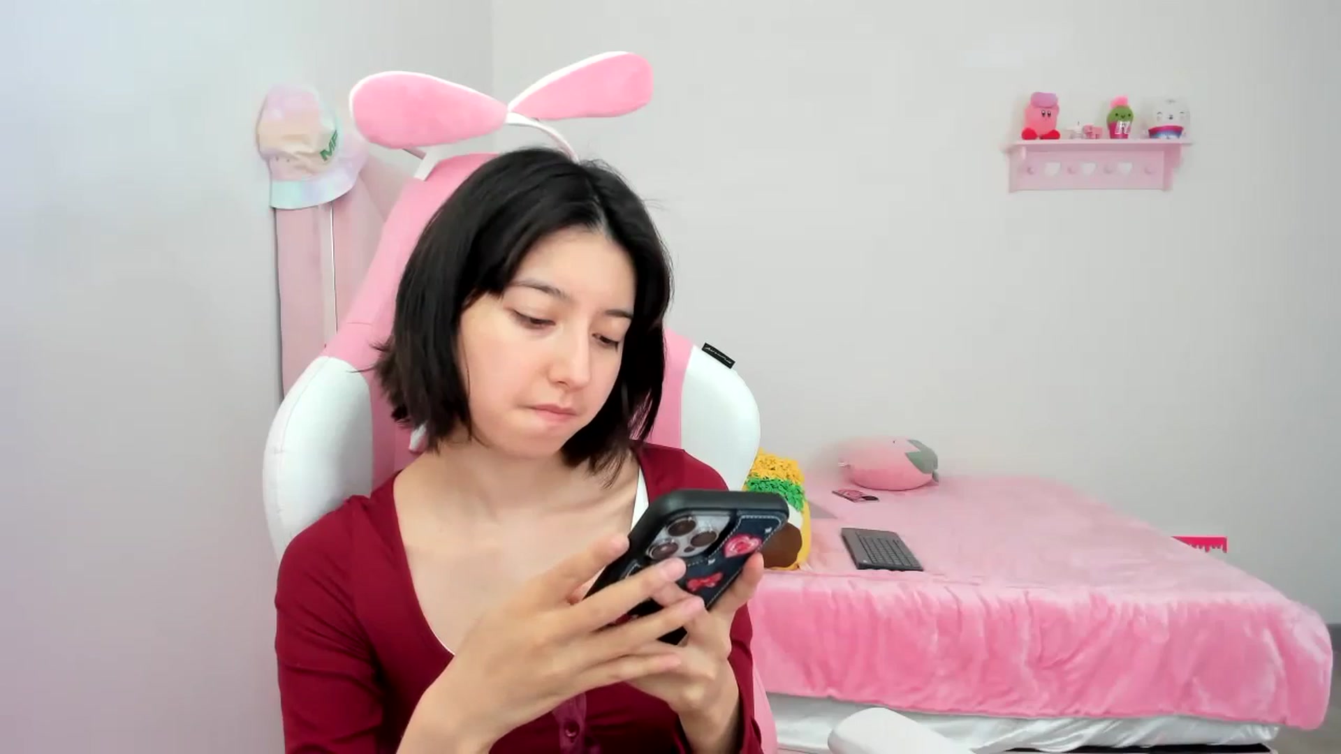 Gallery image thumbnail from Cherrycute666's myfreecams stream on, 12/22/2023, 22:24 image 7 of 20
