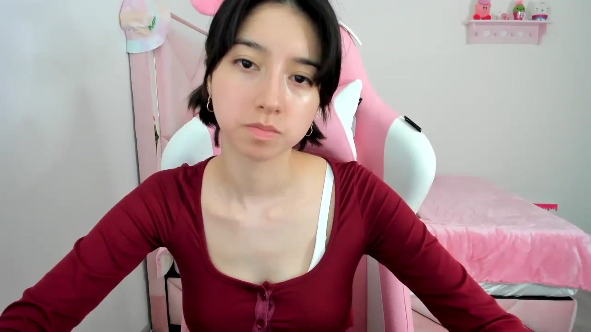 Gallery image thumbnail from Cherrycute666's myfreecams stream on, 12/22/2023, 23:32 image 9 of 20