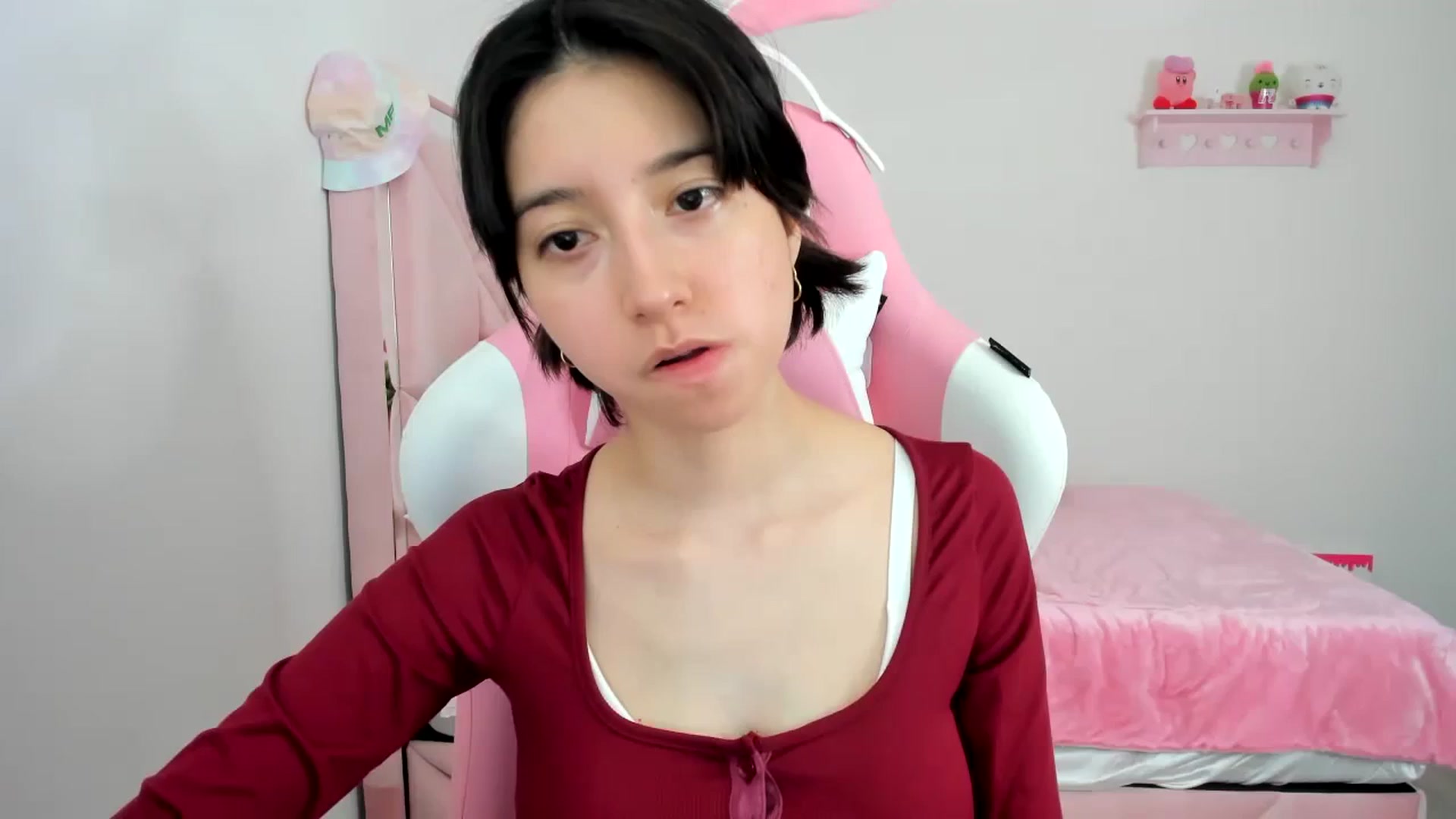 Gallery image thumbnail from Cherrycute666's myfreecams stream on, 12/22/2023, 23:32 image 1 of 20