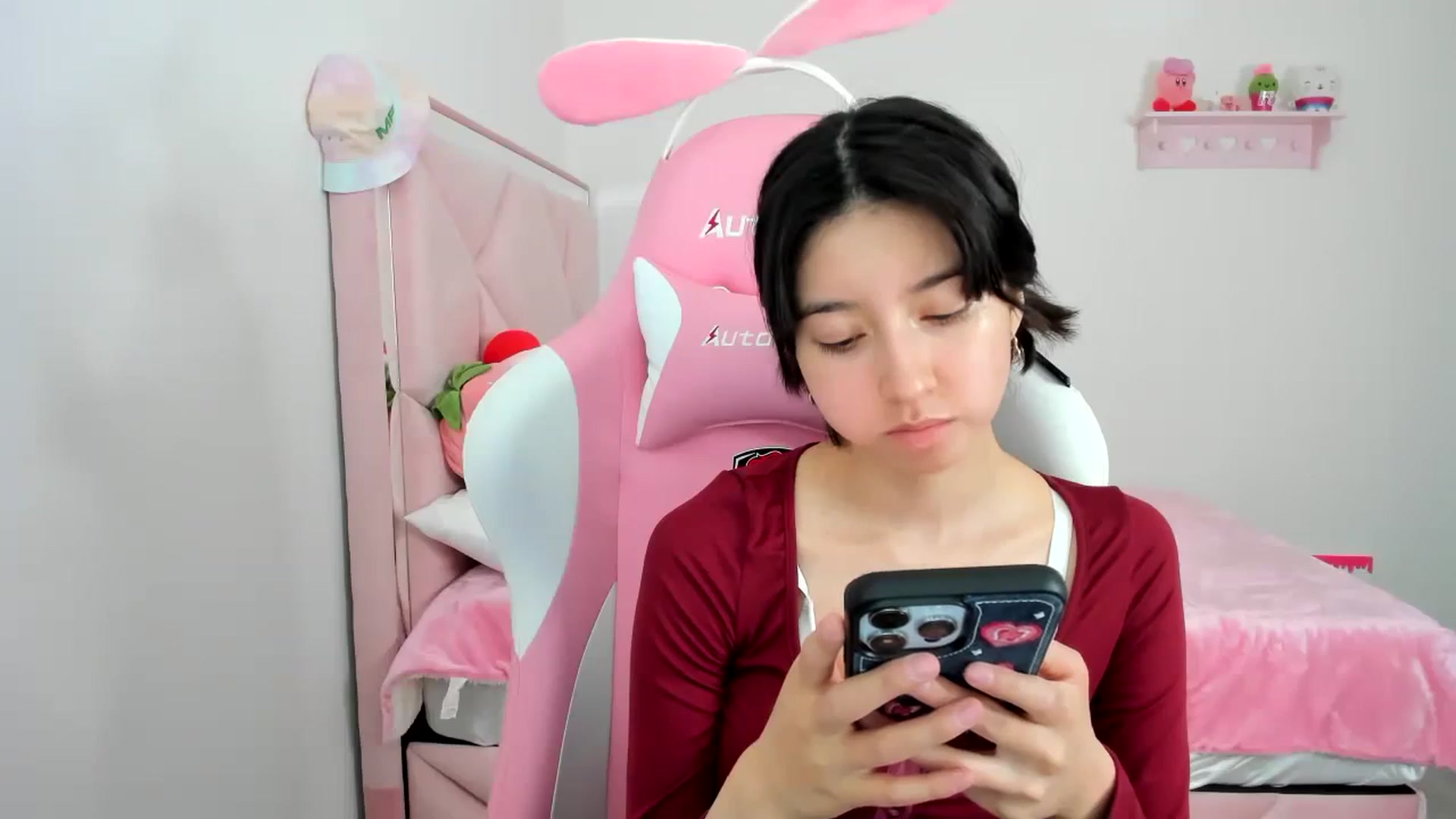 Gallery image thumbnail from Cherrycute666's myfreecams stream on, 12/22/2023, 23:32 image 2 of 20