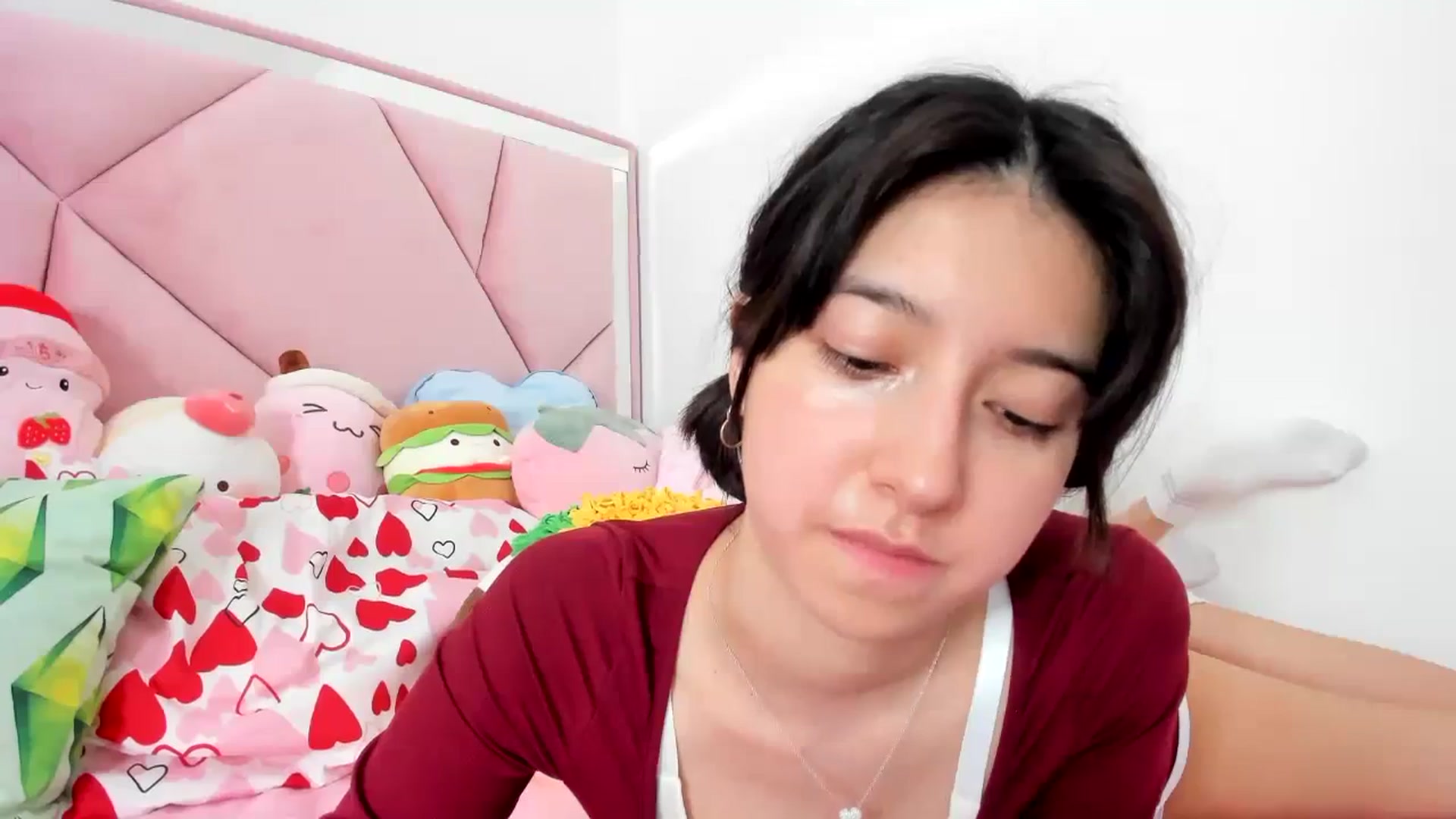 Gallery image thumbnail from Cherrycute666's myfreecams stream on, 12/23/2023, 06:41 image 12 of 20