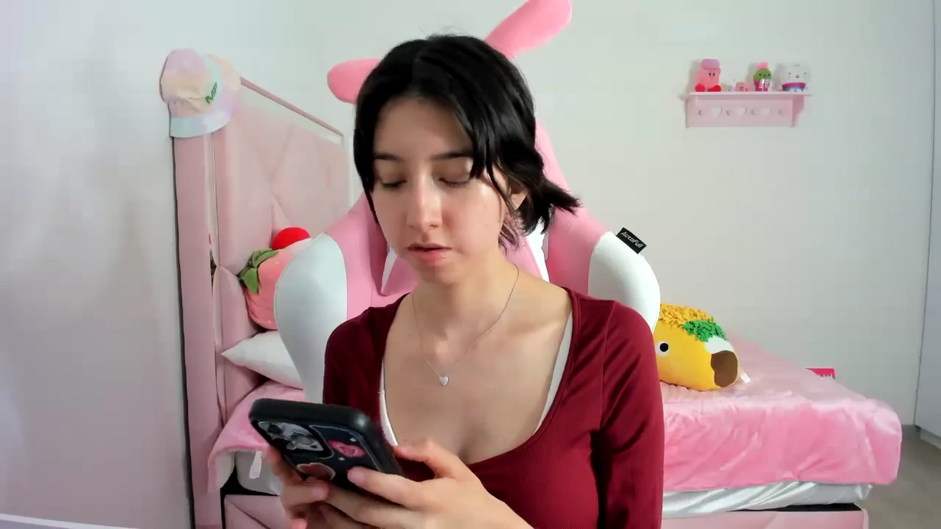 Gallery image thumbnail from Cherrycute666's myfreecams stream on, 12/23/2023, 06:41 image 4 of 20