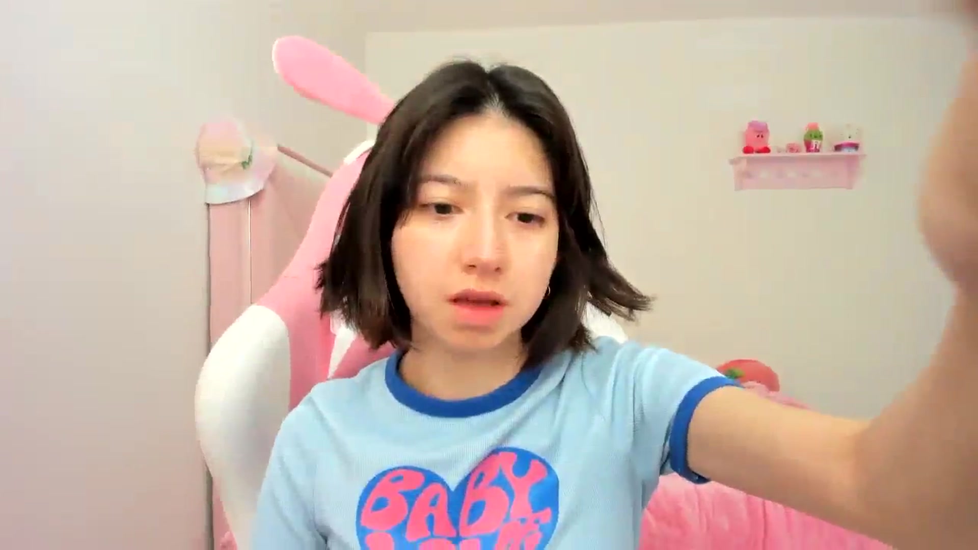 Gallery image thumbnail from Cherrycute666's myfreecams stream on, 12/25/2023, 19:28 image 4 of 20