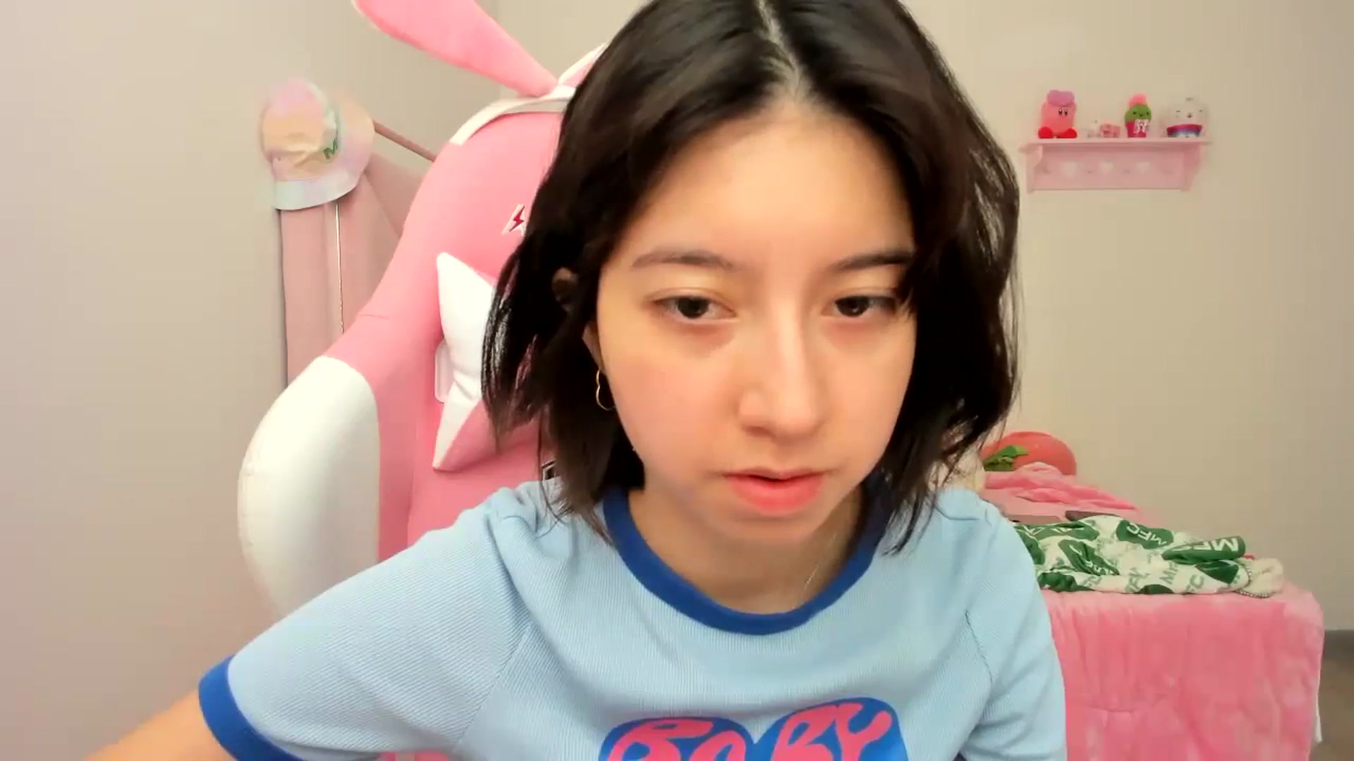 Gallery image thumbnail from Cherrycute666's myfreecams stream on, 12/25/2023, 20:01 image 6 of 20