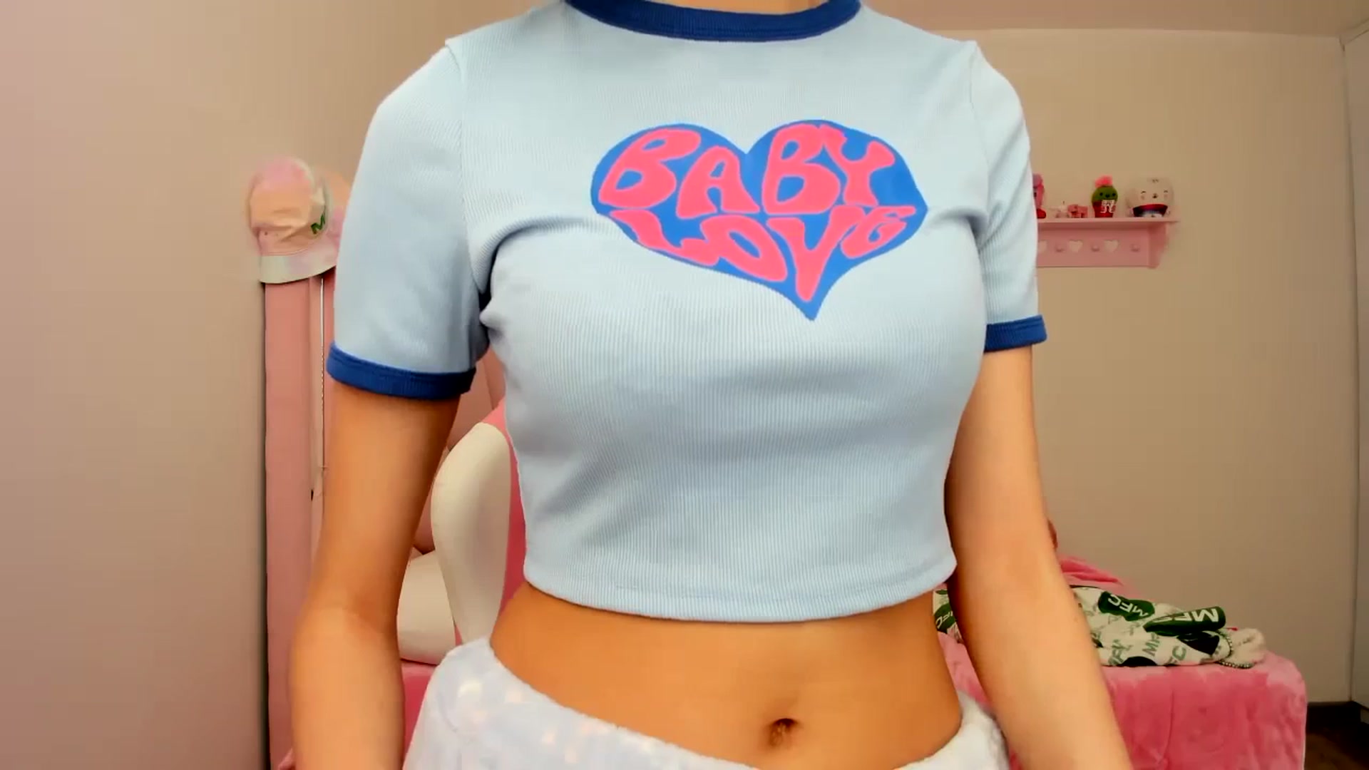 Gallery image thumbnail from Cherrycute666's myfreecams stream on, 12/25/2023, 20:01 image 15 of 20