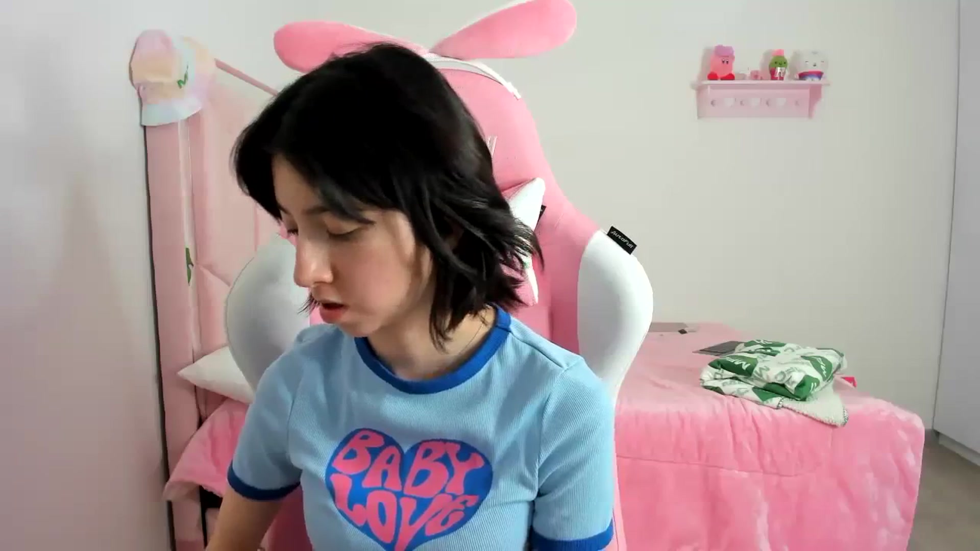 Gallery image thumbnail from Cherrycute666's myfreecams stream on, 12/26/2023, 03:12 image 3 of 20