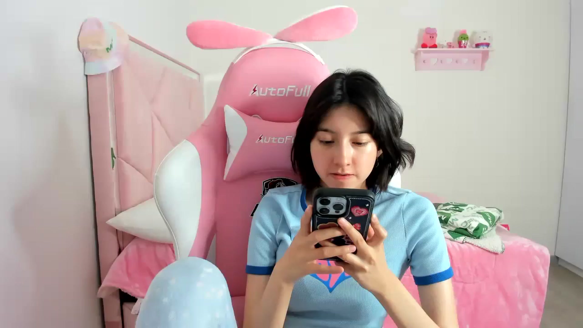 Gallery image thumbnail from Cherrycute666's myfreecams stream on, 12/26/2023, 03:12 image 1 of 20