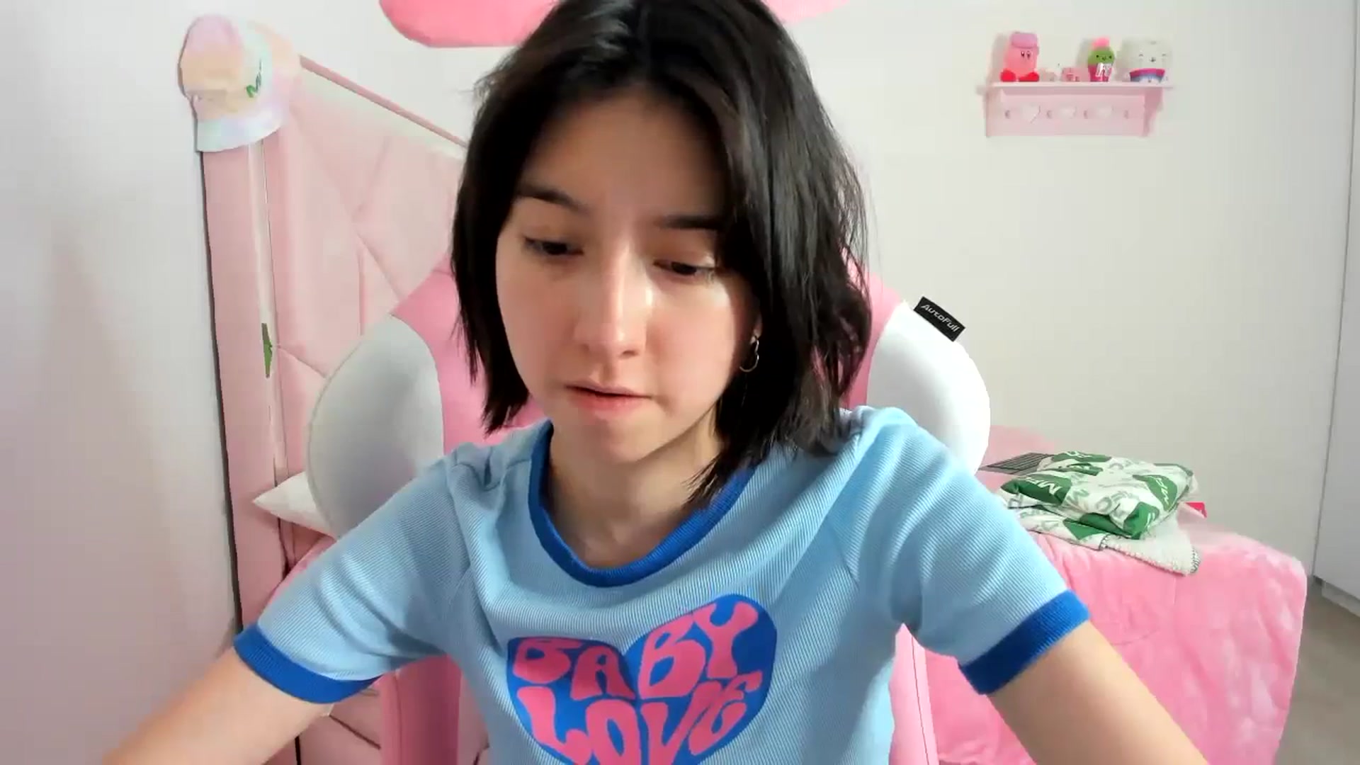 Gallery image thumbnail from Cherrycute666's myfreecams stream on, 12/26/2023, 03:12 image 5 of 20